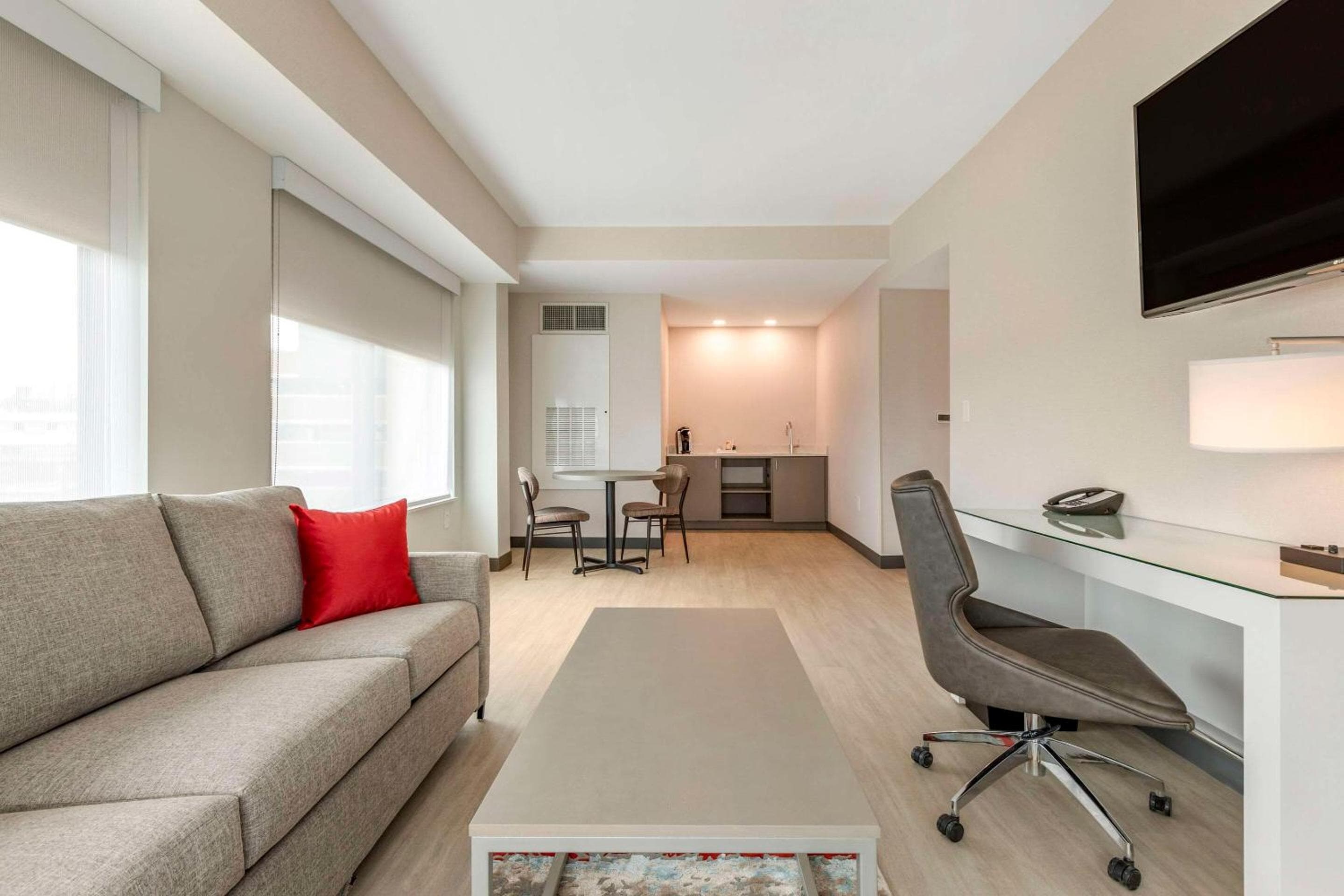 Cambria Hotel Rock Hill - University Center