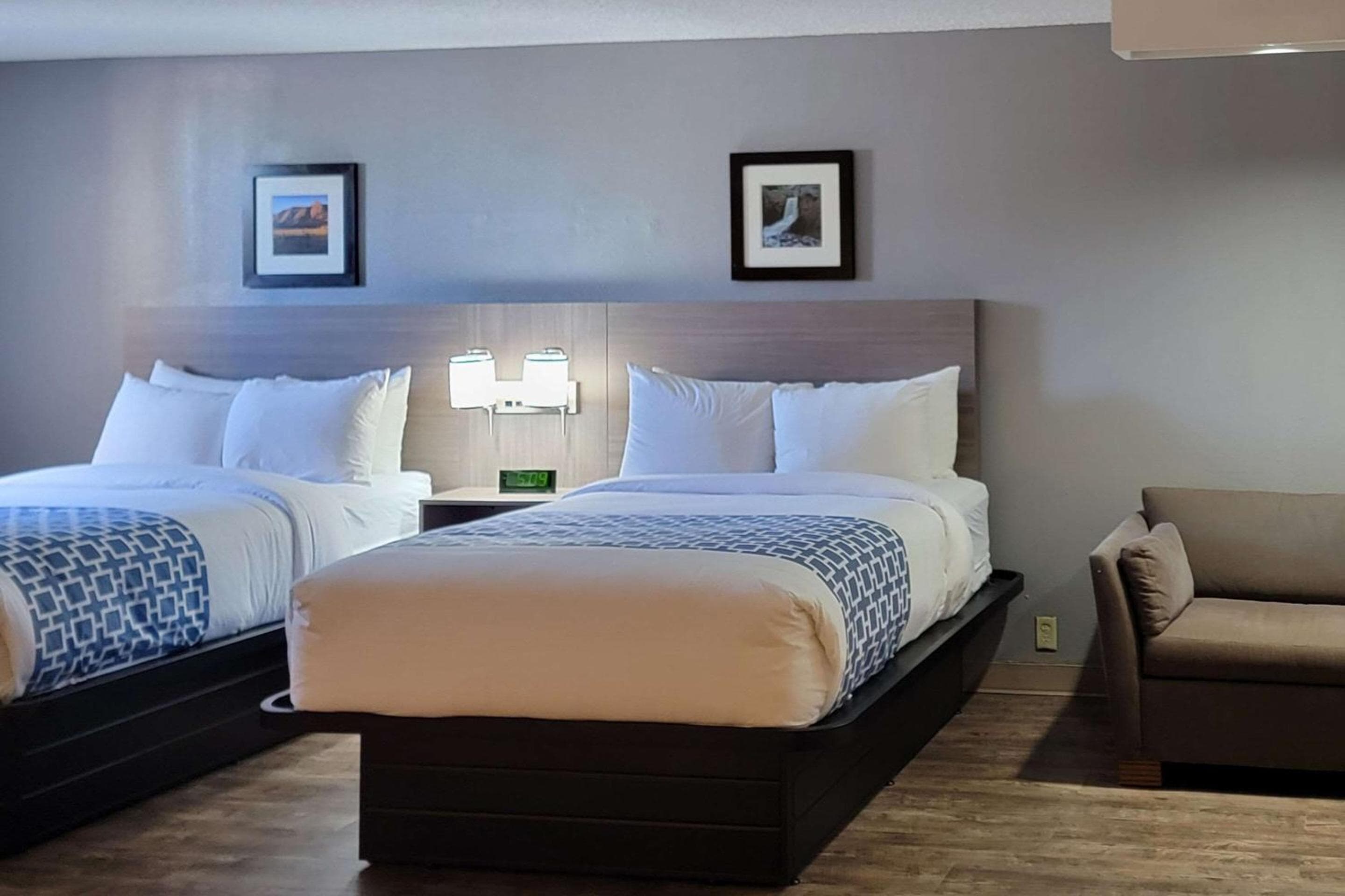 Clarion Inn and Suites Convention Center Kearney