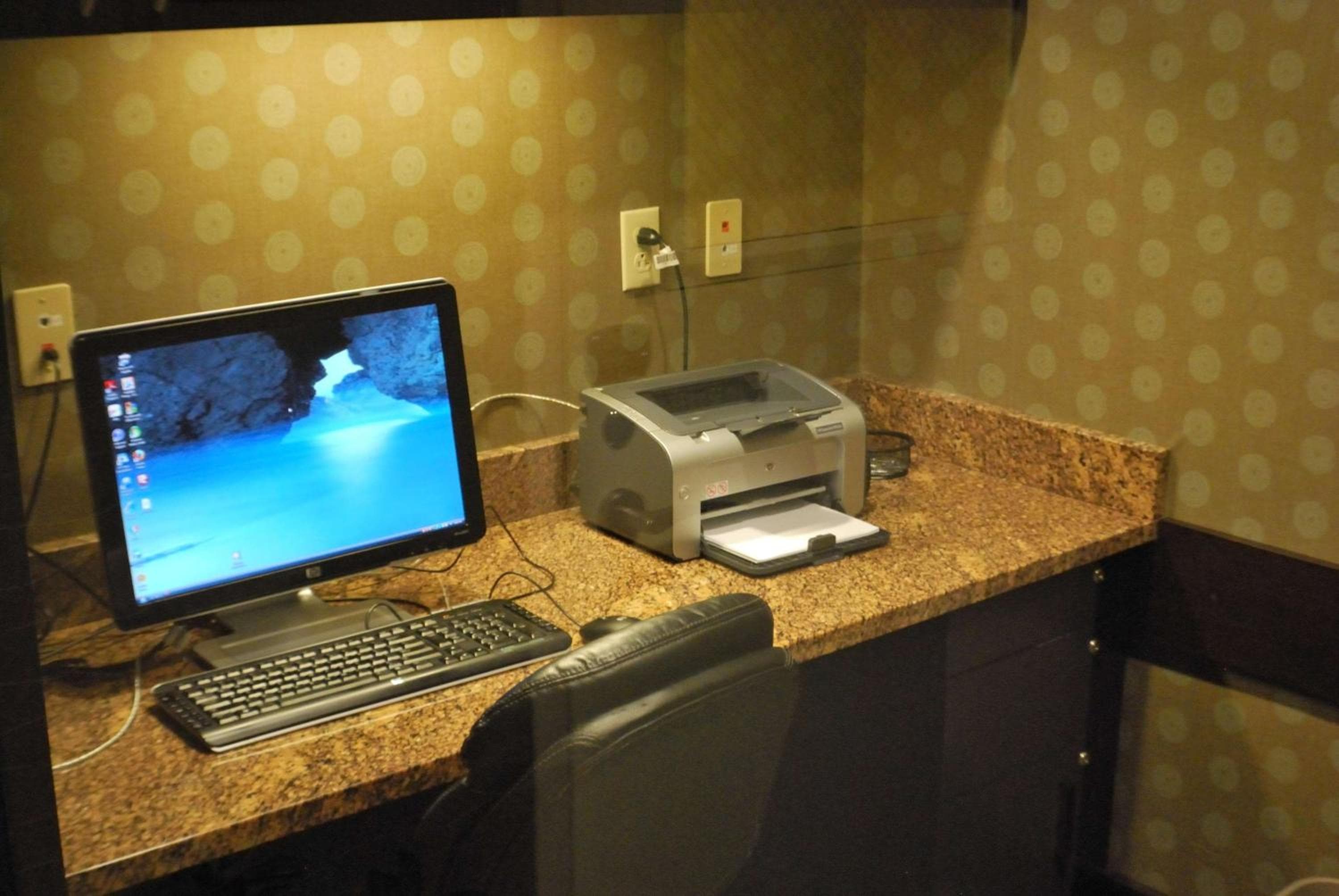 Hampton Inn & Suites Nashville at Opryland