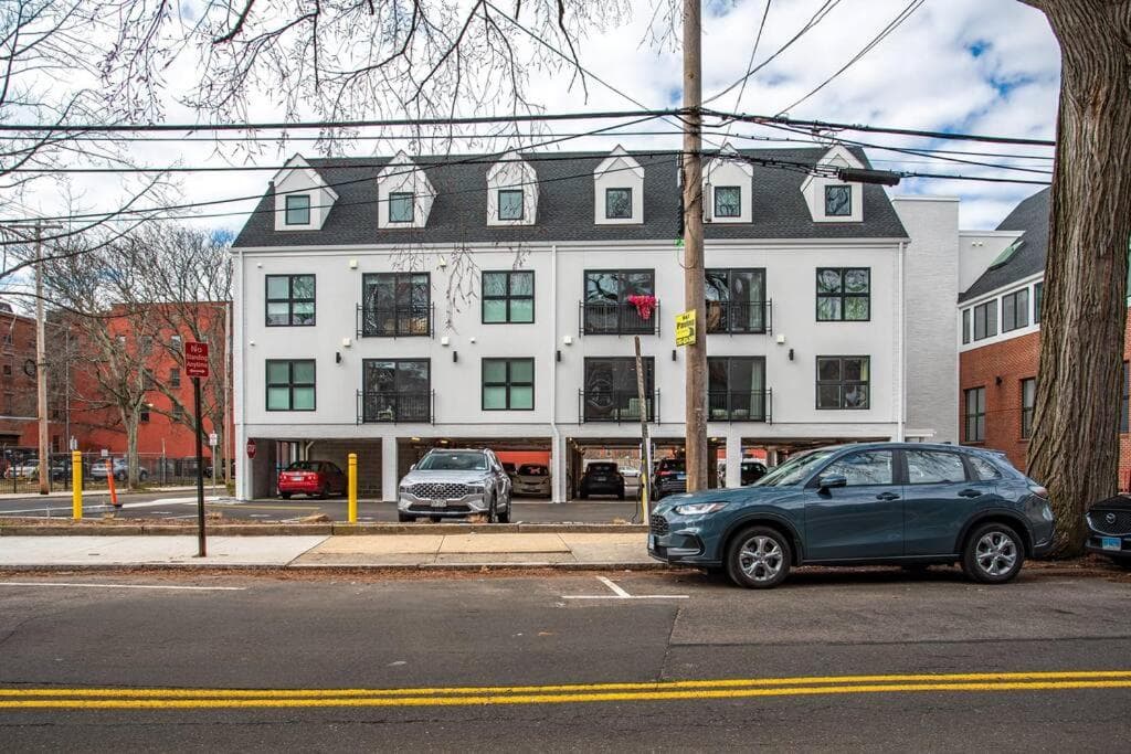 DTWN Yale Wooster Square Laundry
