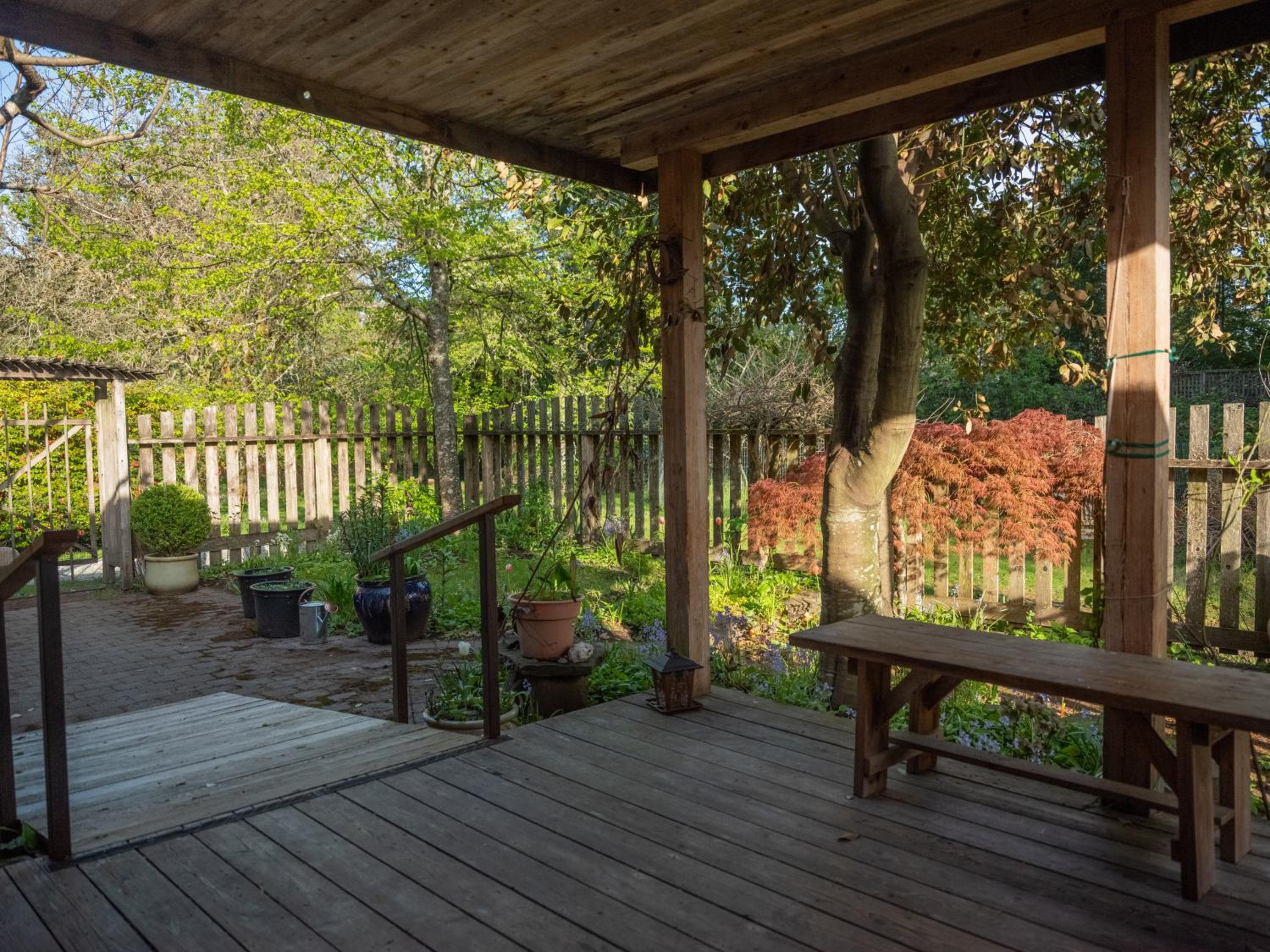 Lakefront Cottage, Salt Spring Island