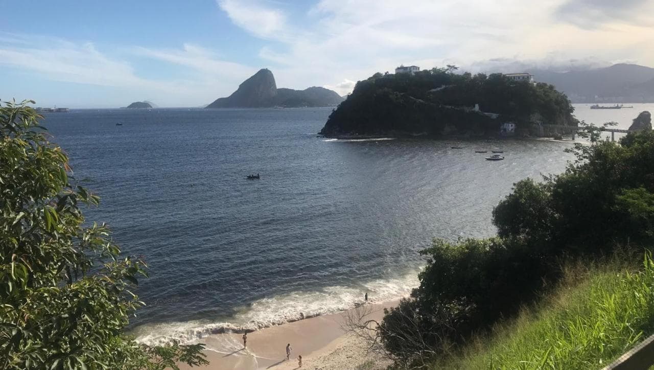 Kitnet Centro Niterói melhor localização com 14 M2