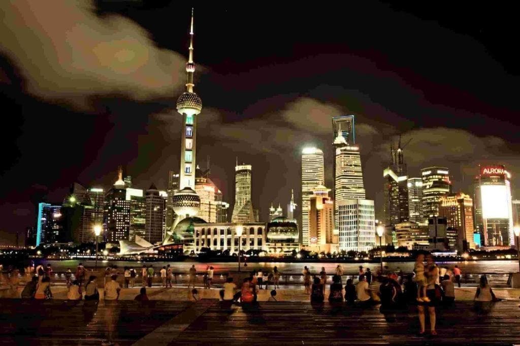 Jinglai Hotel (Shanghai Bund East Nanjing Road pedestrian street )