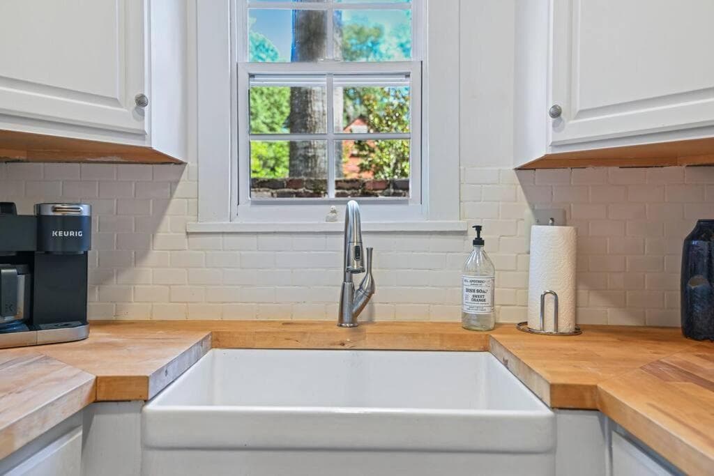 Cloverdale Cottage