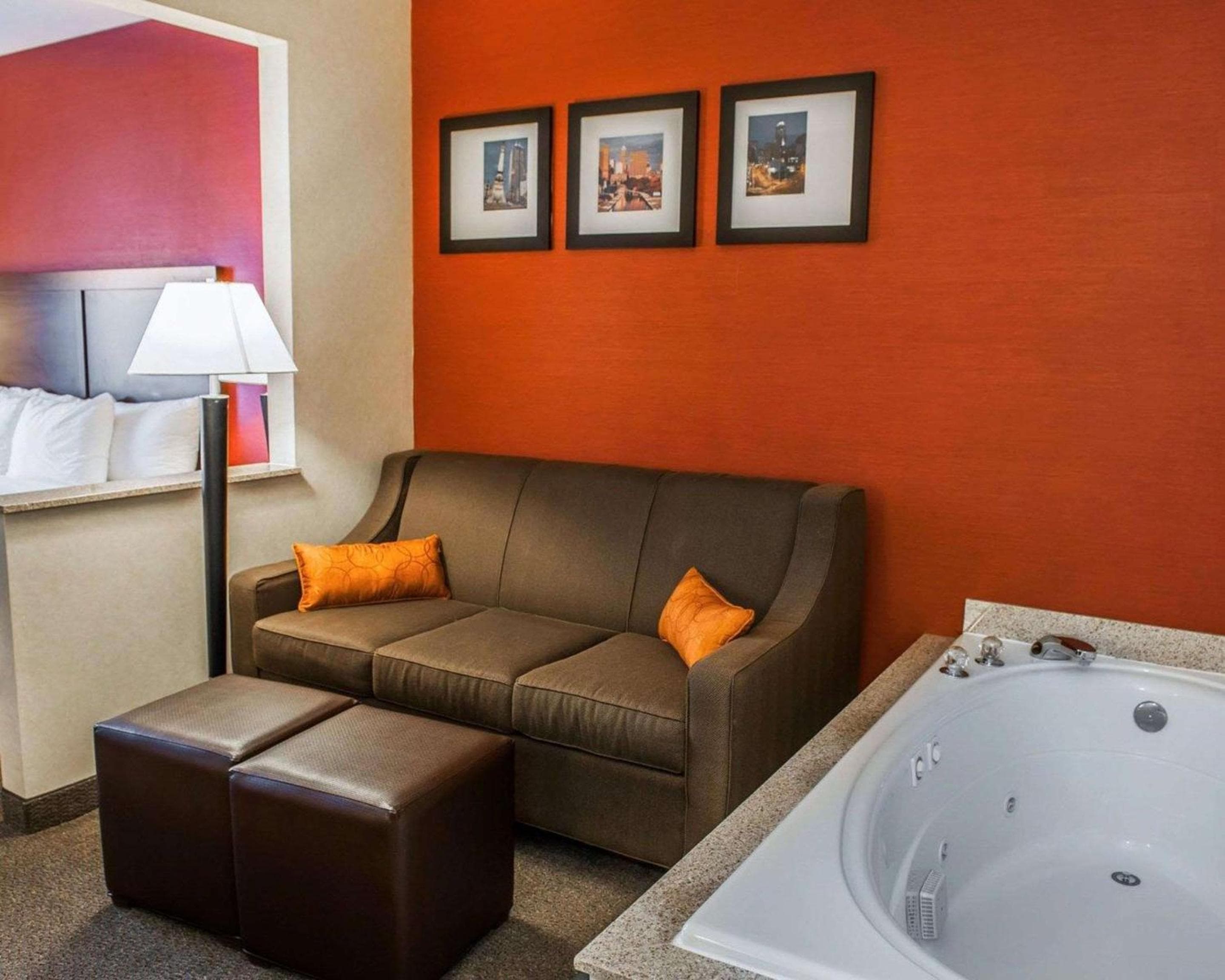 Spark by Hilton Indianapolis Northeast Fishers