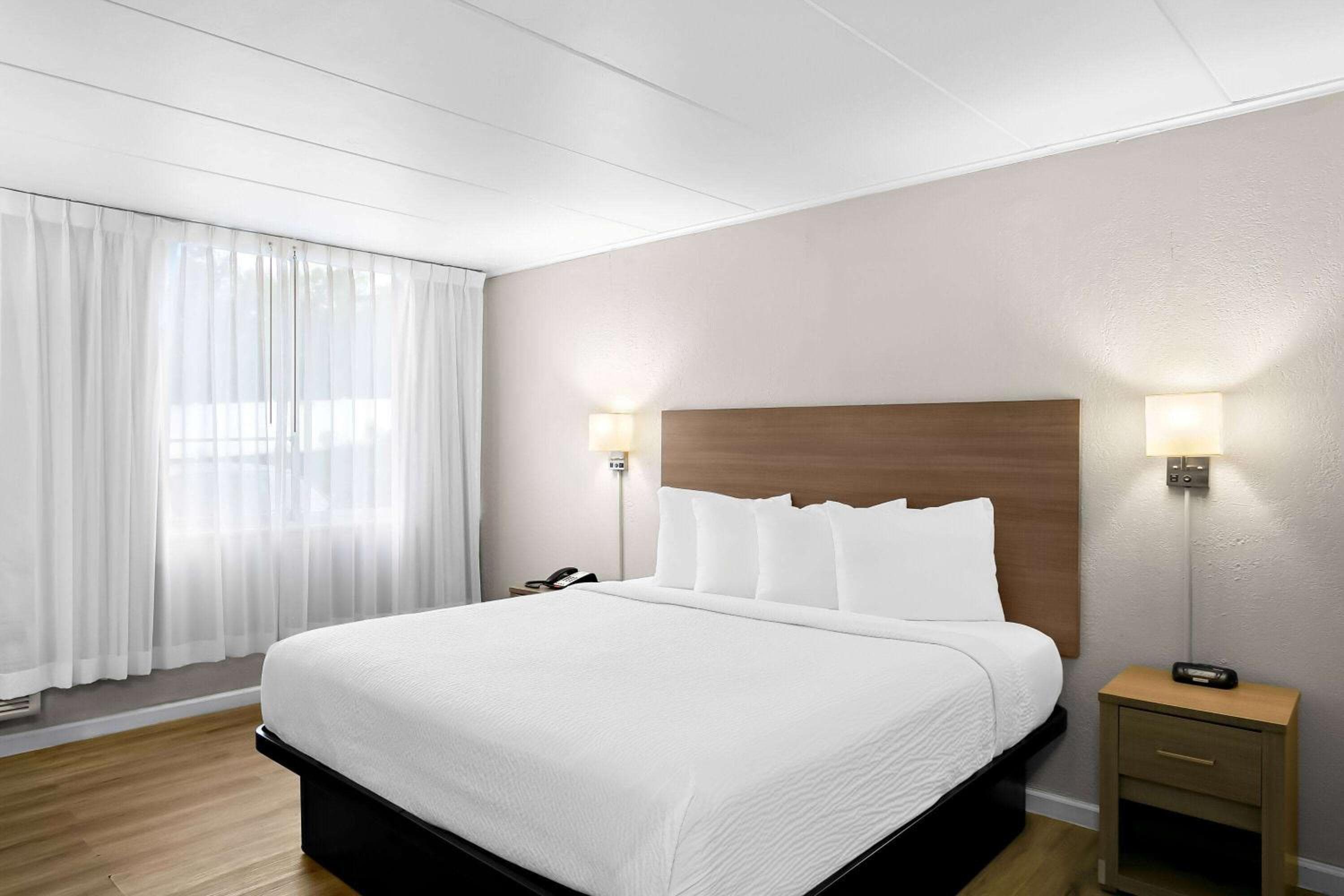 Travelodge by Wyndham Aberdeen