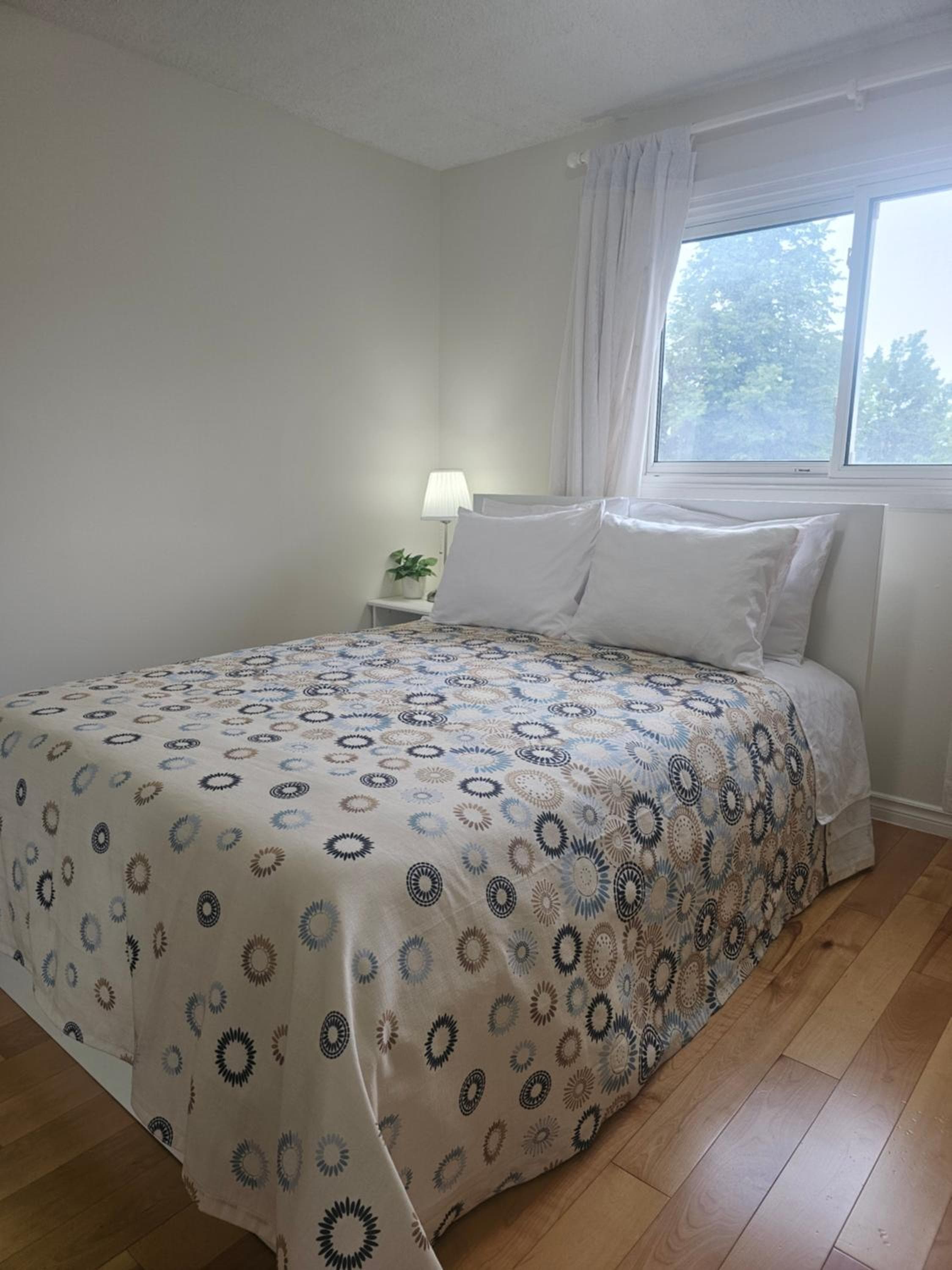 3-Bed 3-Bath Cozy Vacation House in Ajax, Greater Toronto Area, ON, Canada