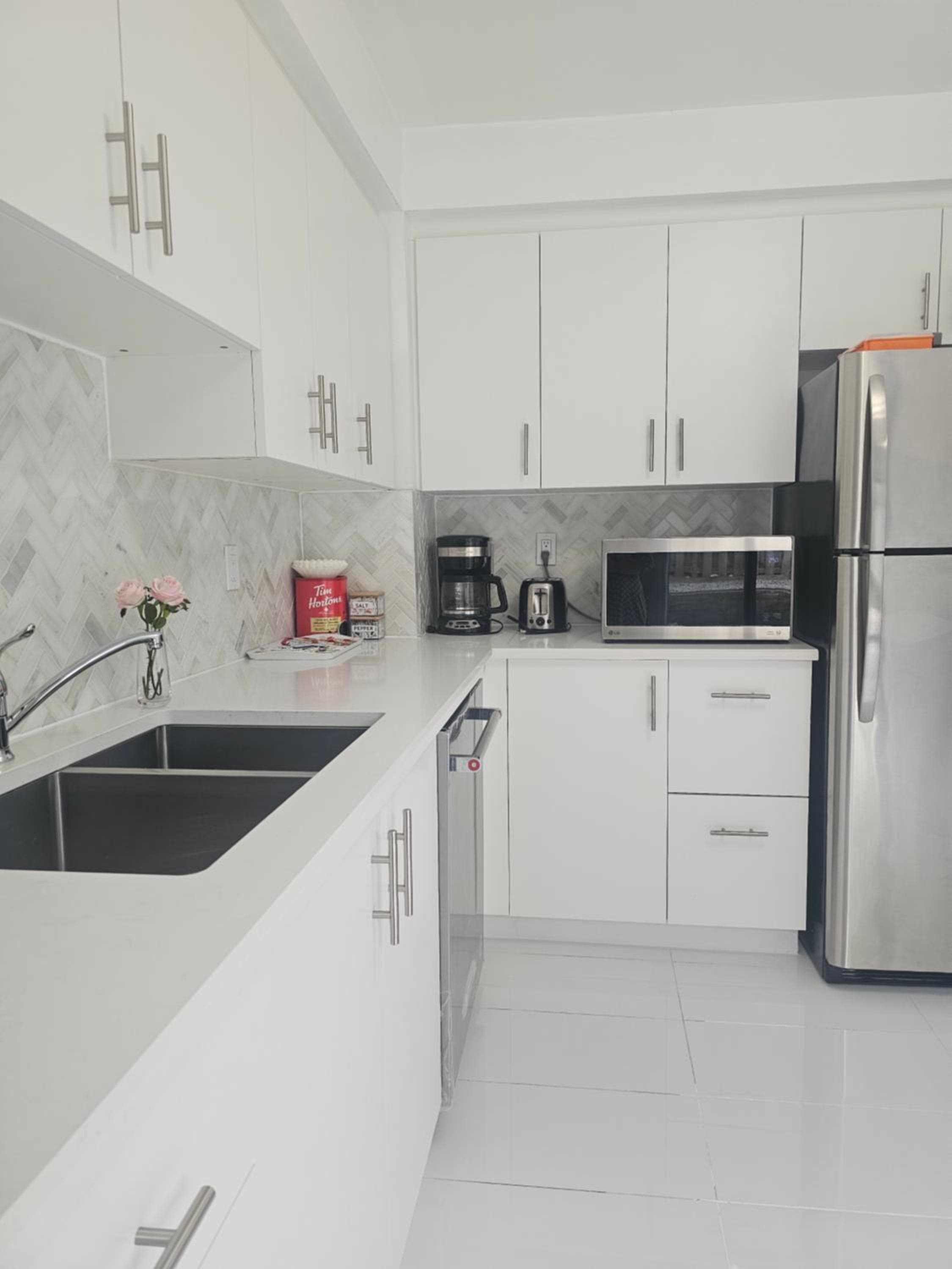 3-Bed 3-Bath Cozy Vacation House in Ajax, Greater Toronto Area, ON, Canada