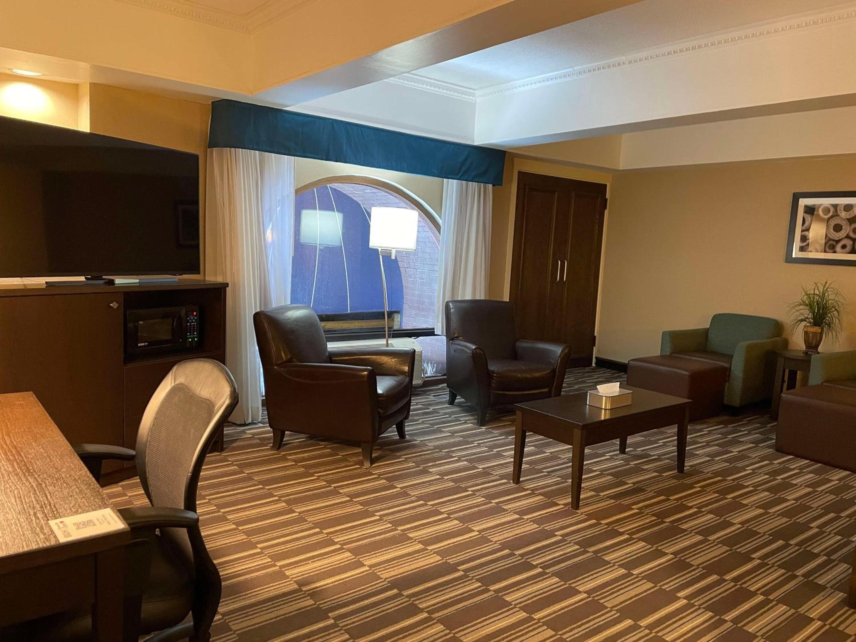 Best Western Downtown Sudbury