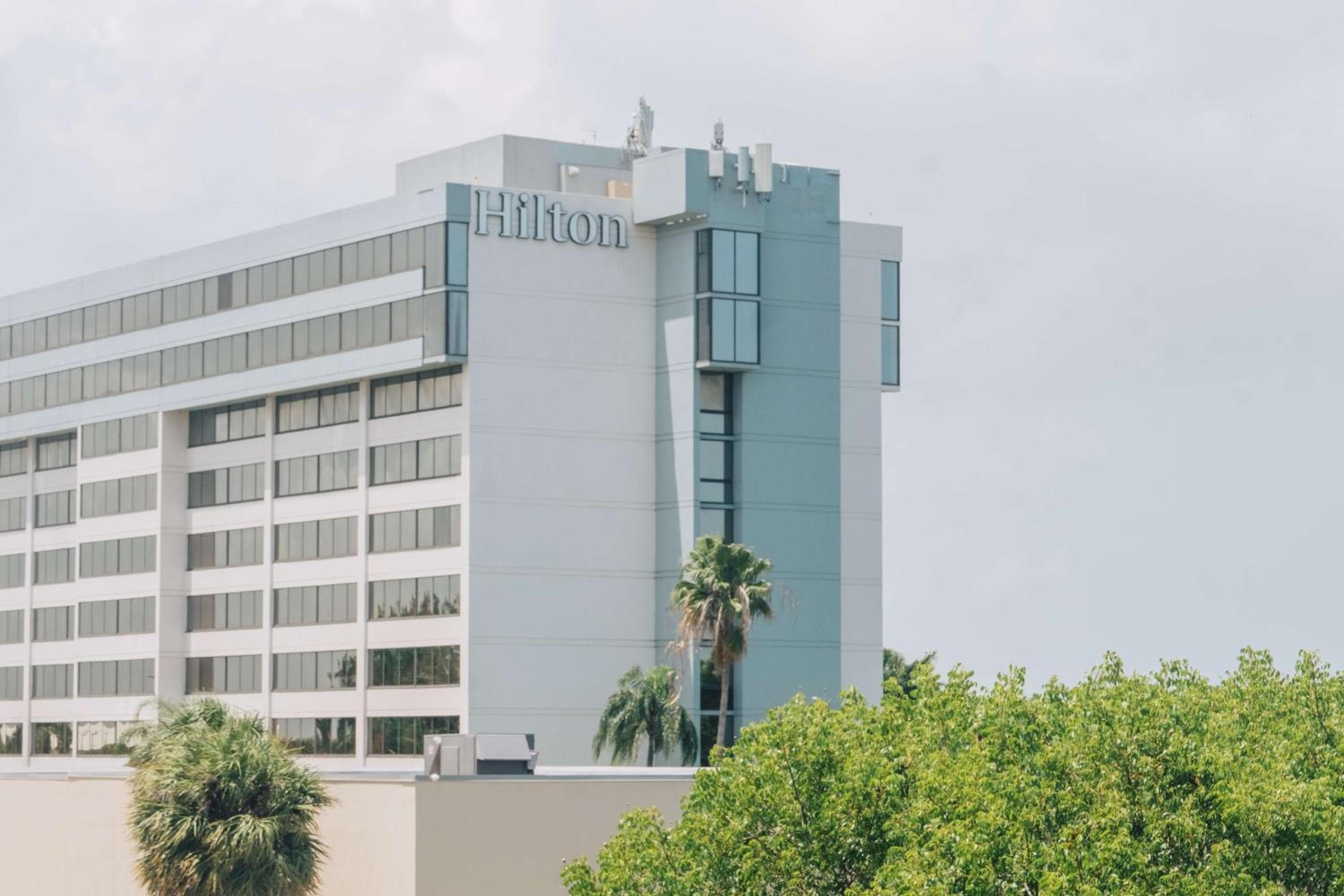 Hilton Palm Beach PBI