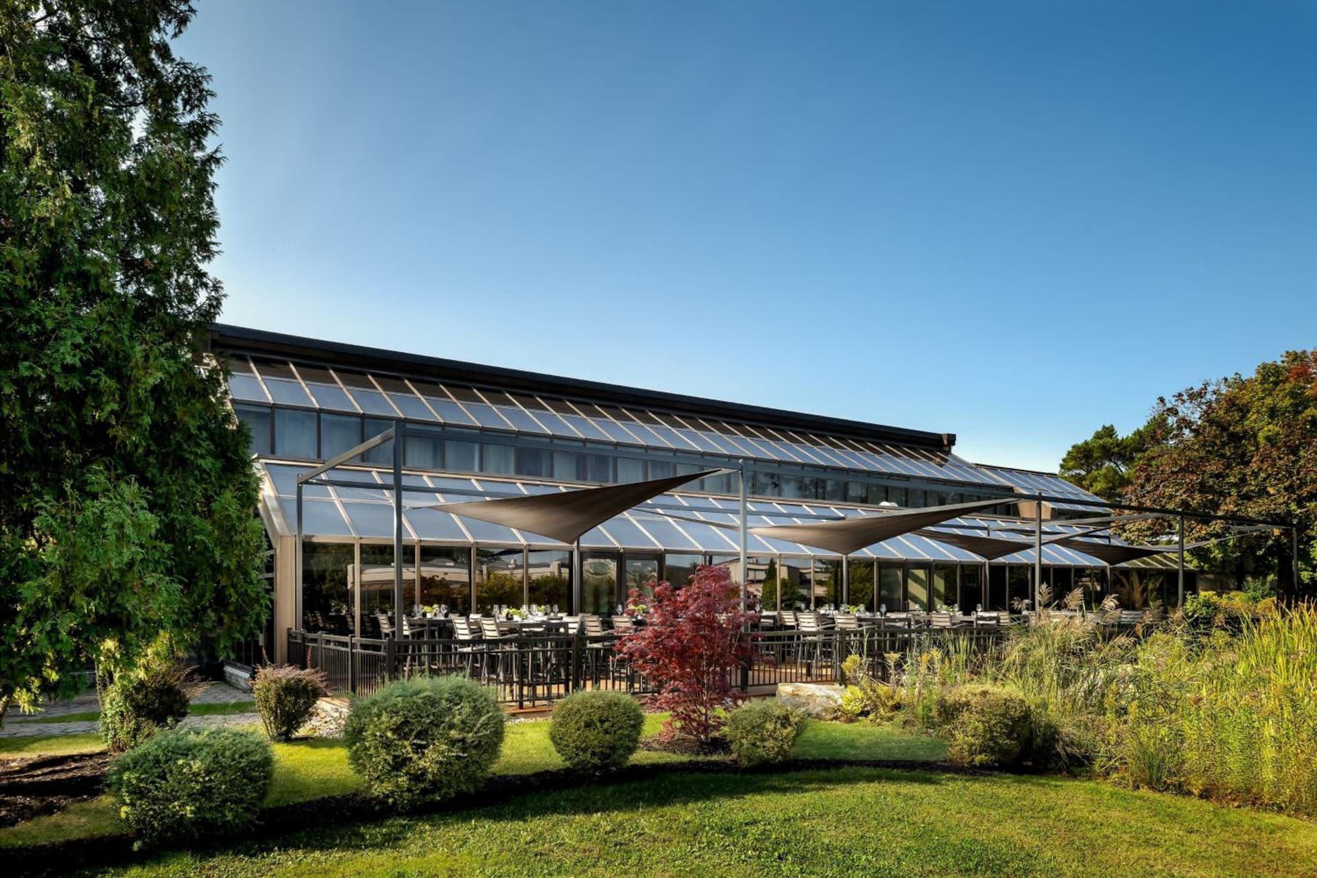 Sheraton Montreal Airport Hotel