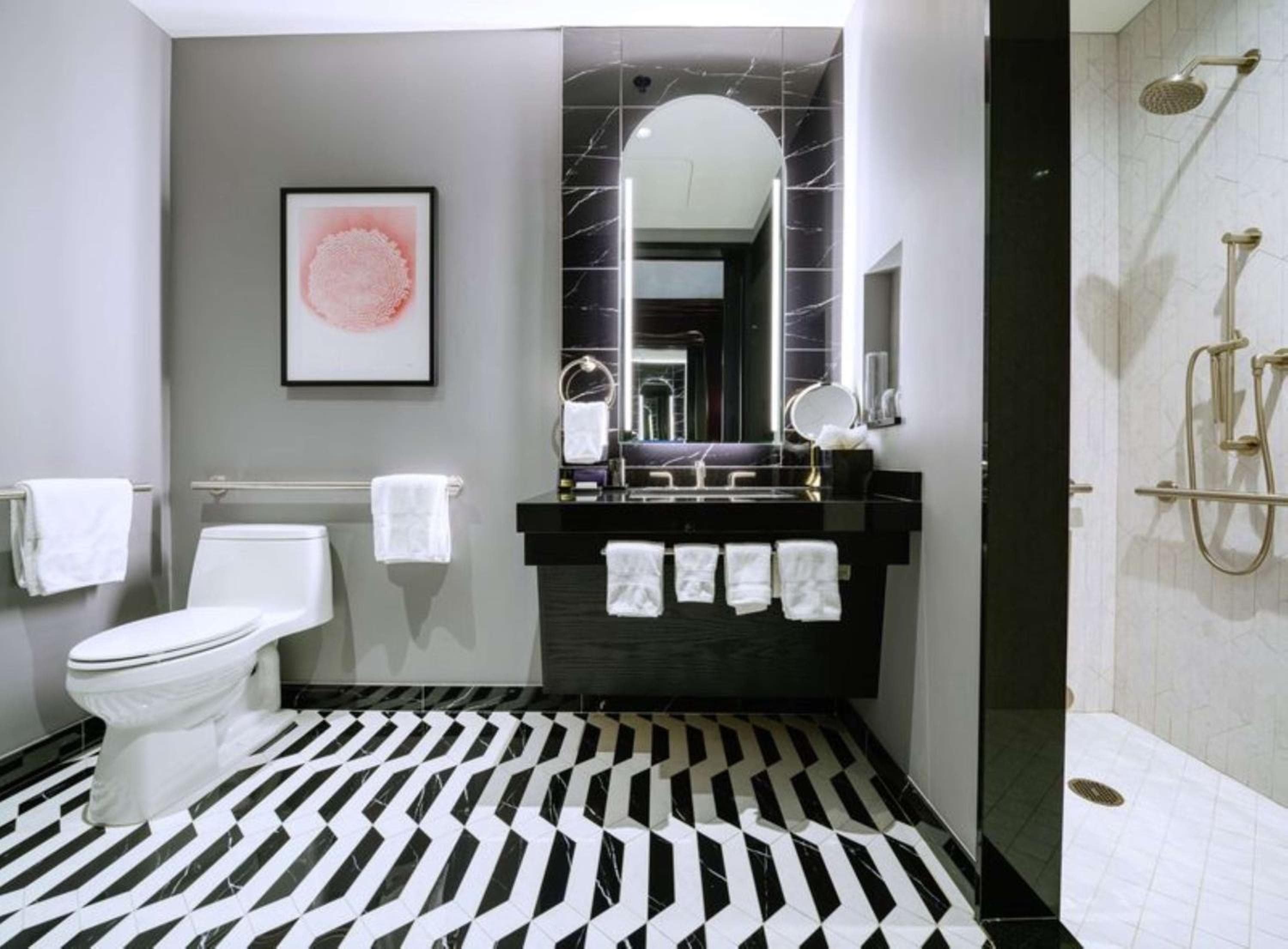 Daxton Hotel Birmingham, Curio Collection by Hilton