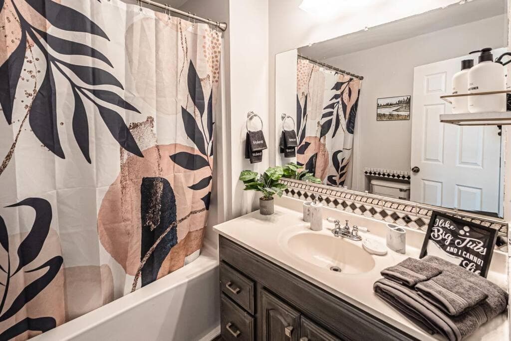 Glamorous Renovated Modern Home