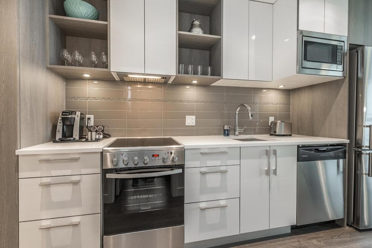 Bright Old Town Suite With City Views