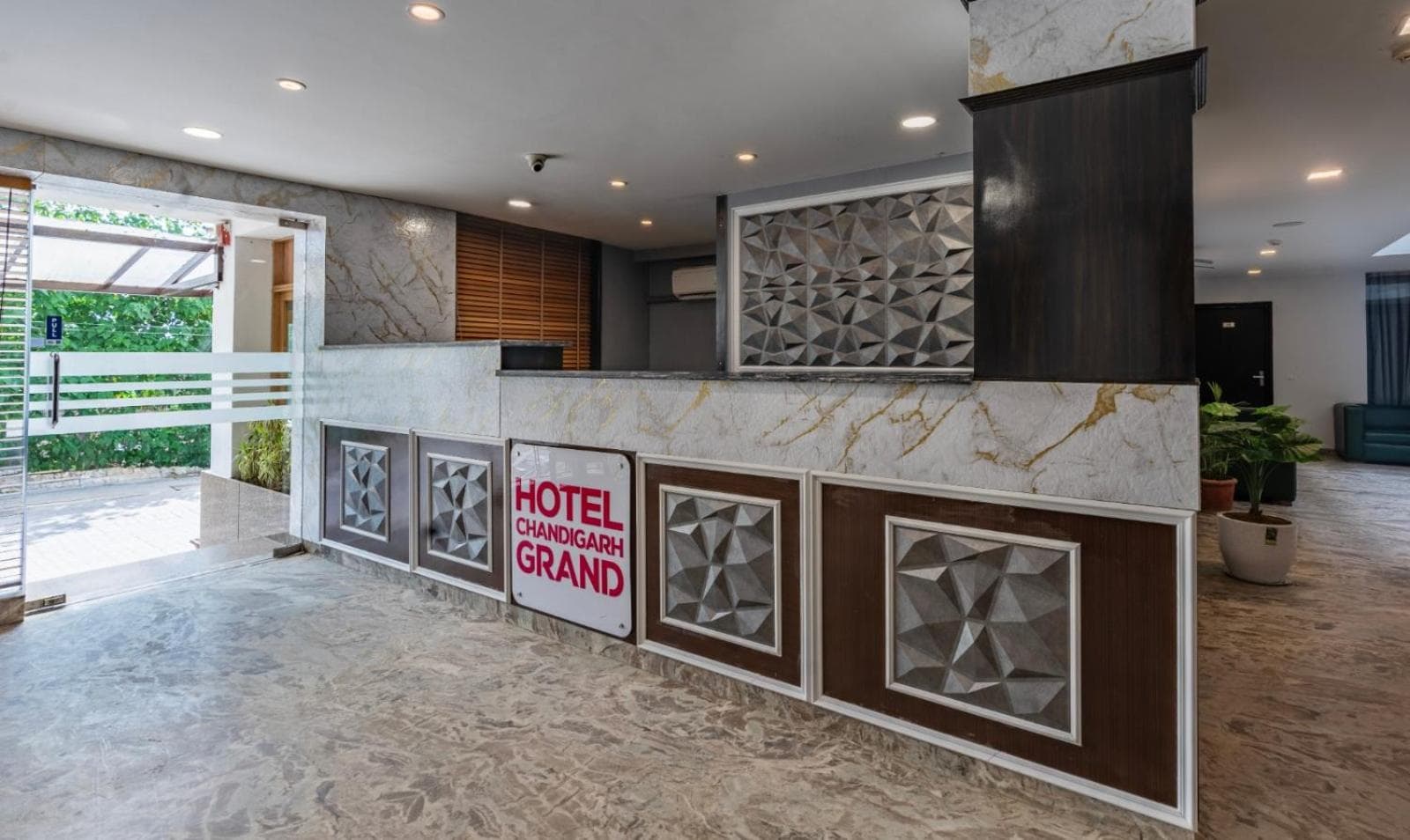 Hotel Chandigarh Grand