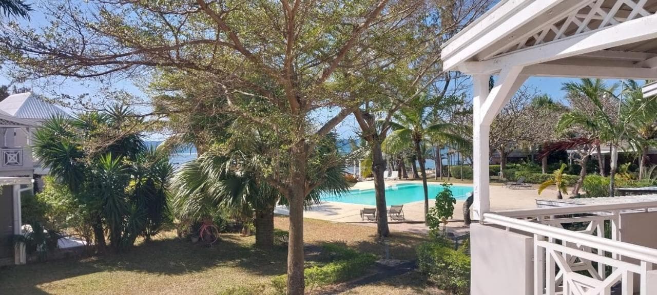 Holiday Sunset Beach Villa