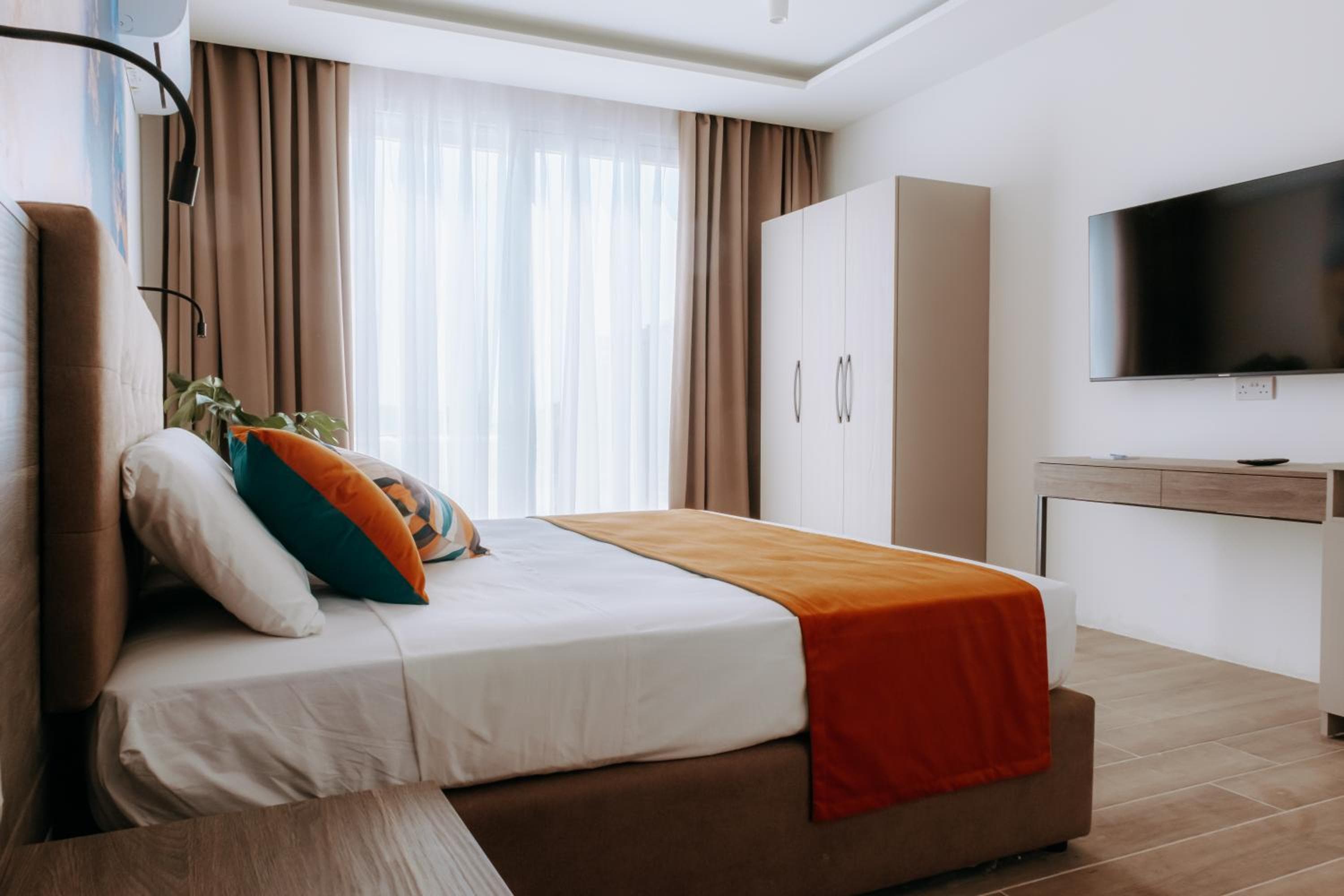 Blu Waters Boutique Hotel