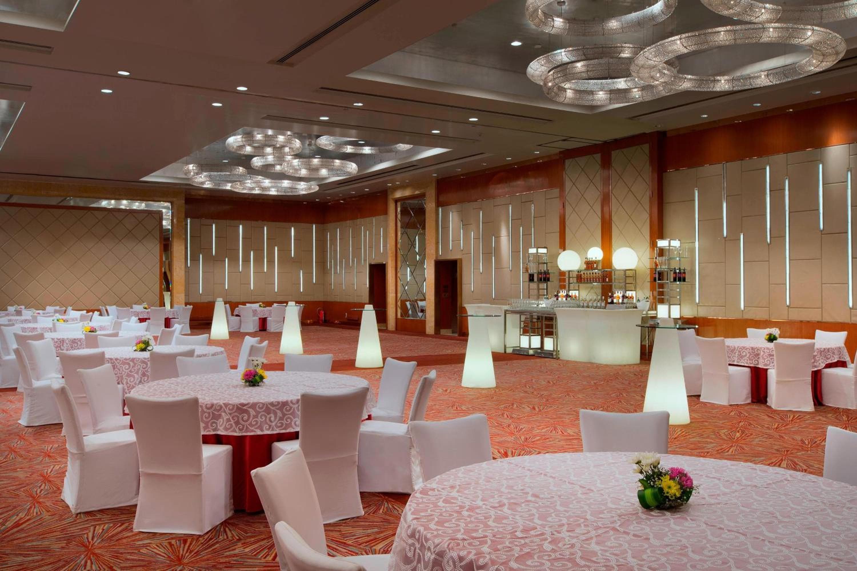 Sheraton Grand Bangalore Hotel at Brigade Gateway
