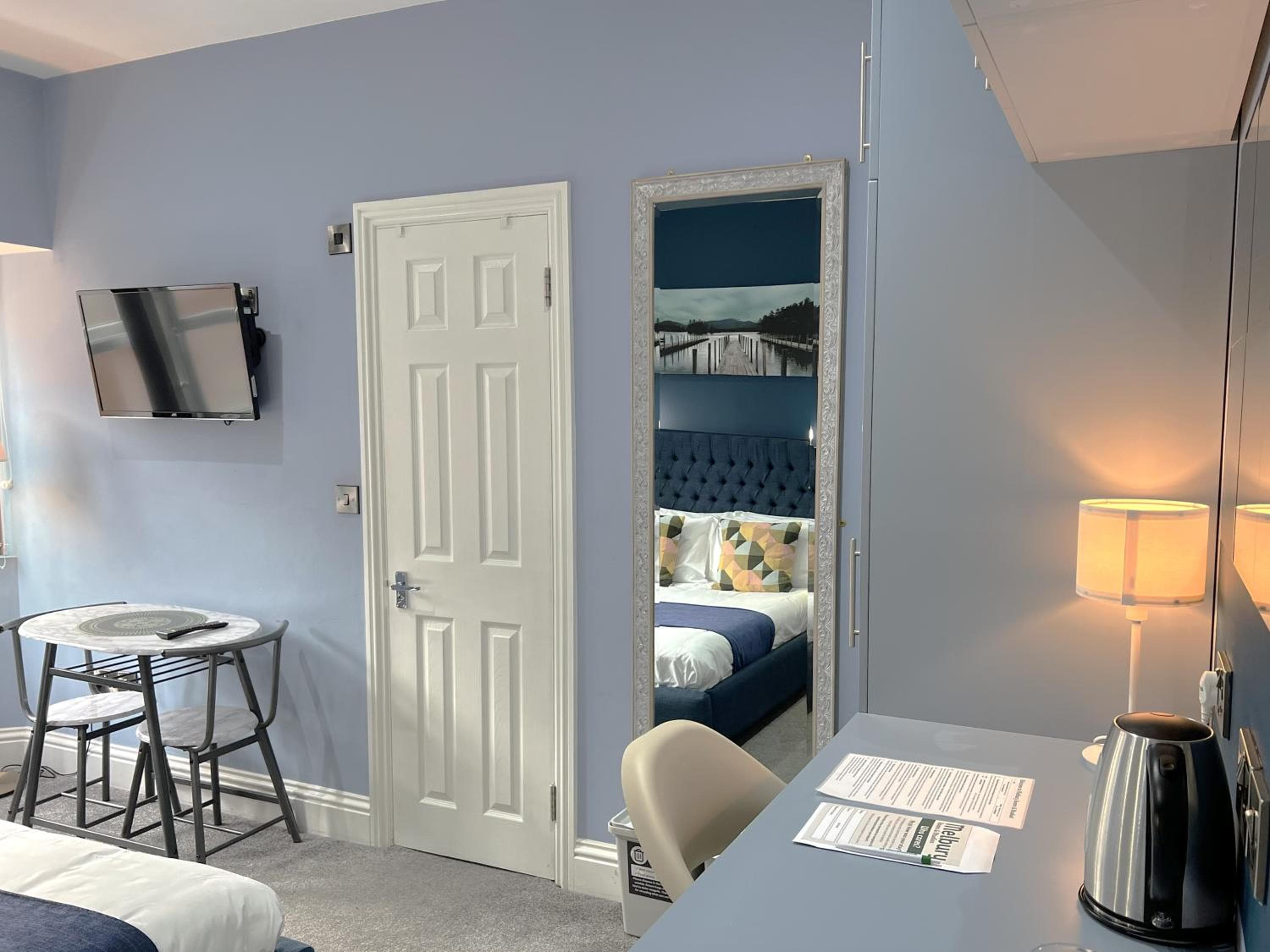Melbury Rooms & Studios