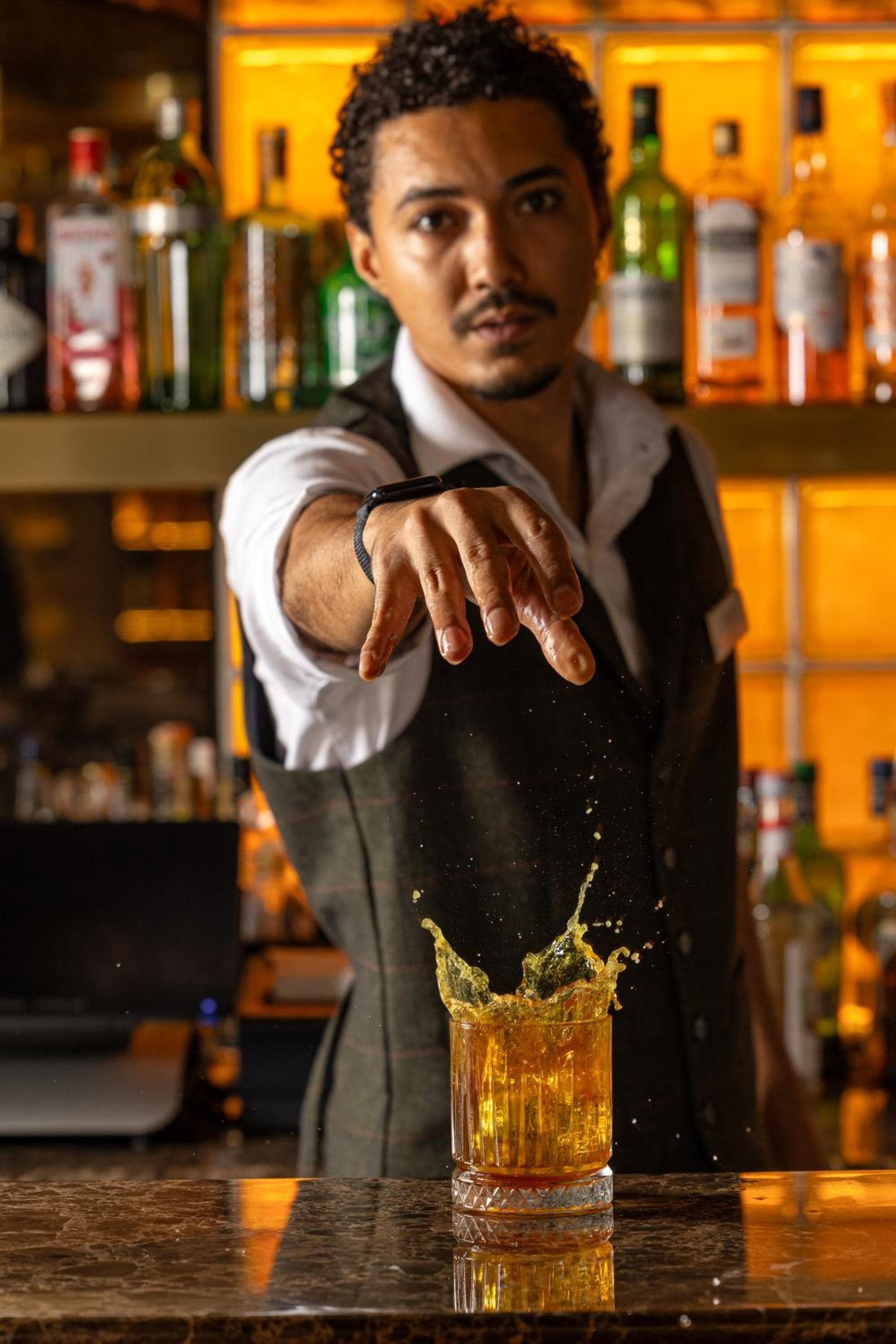 bar