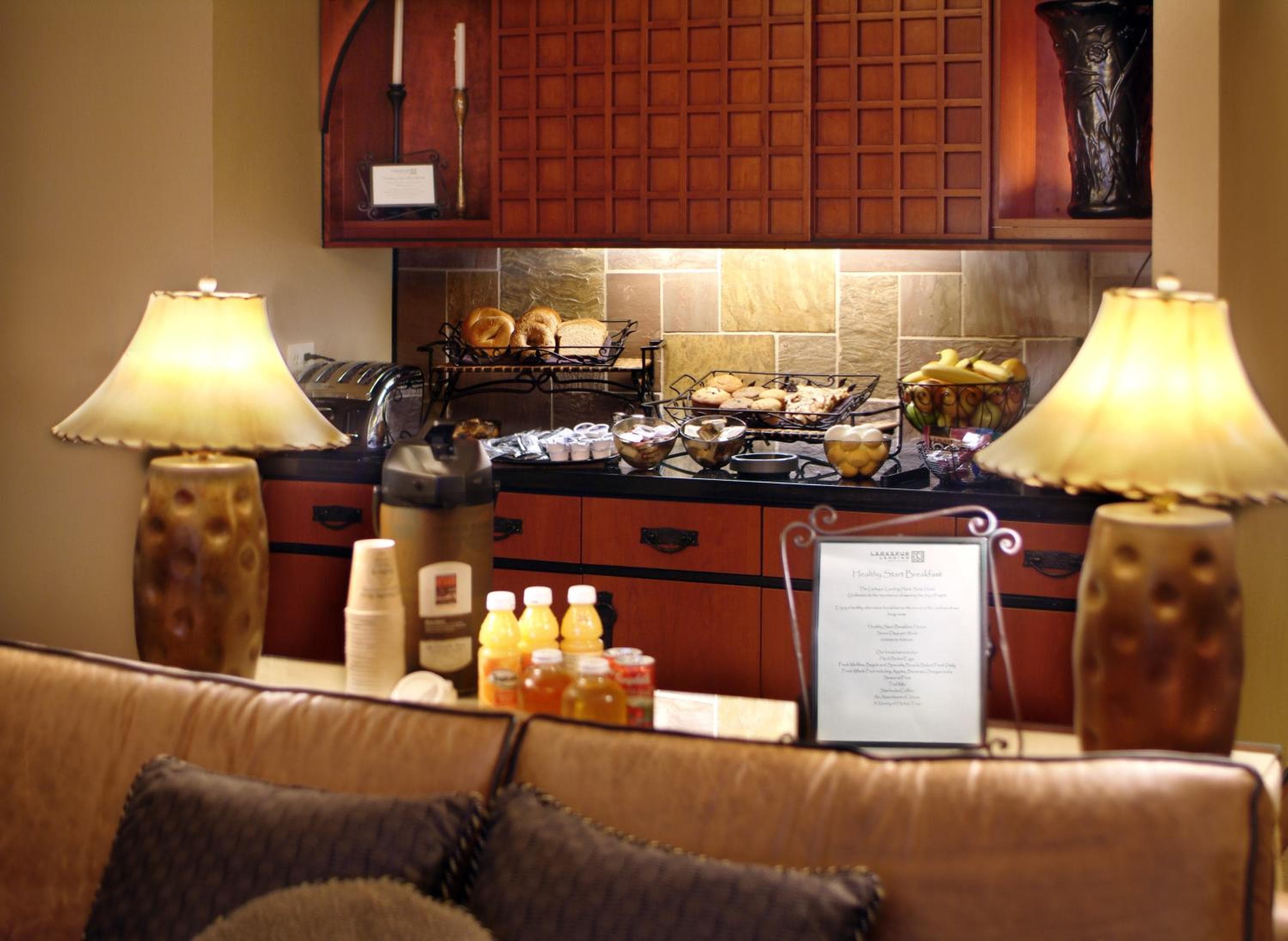 Larkspur Landing Extended Stay Suites Hillsboro