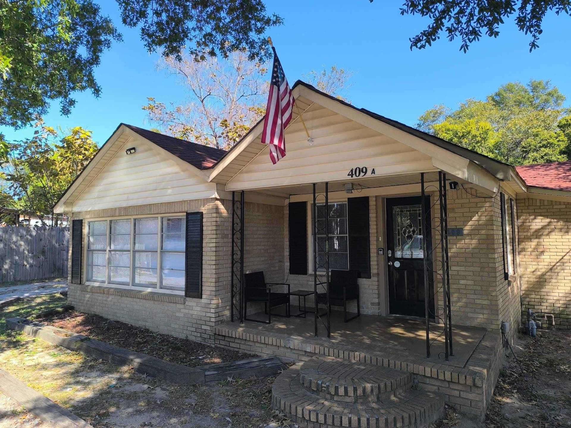 Adorable on Taylor-15 mins to Downtown--- Front Unit