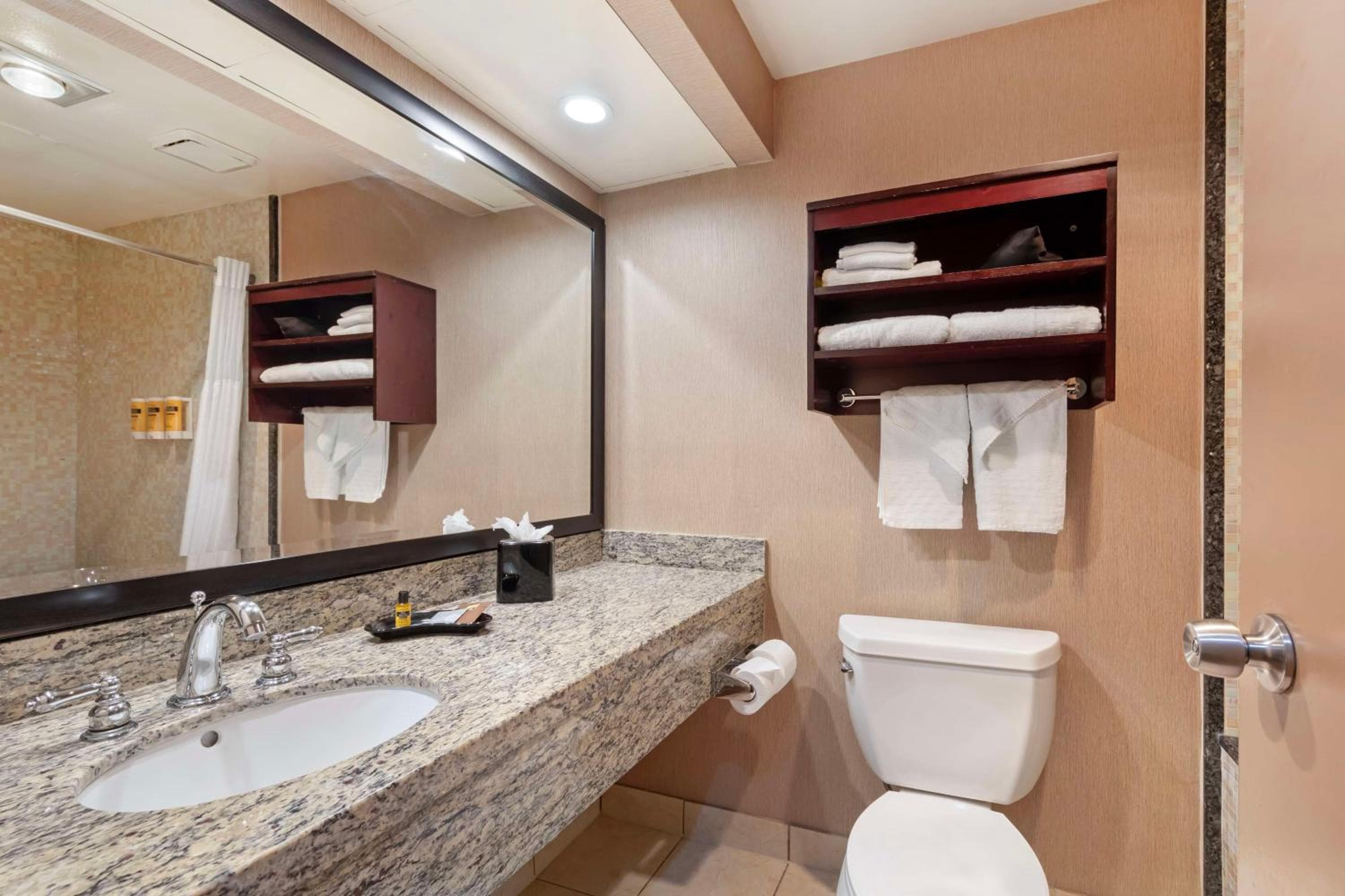 Best Western Plus Redondo Beach Inn