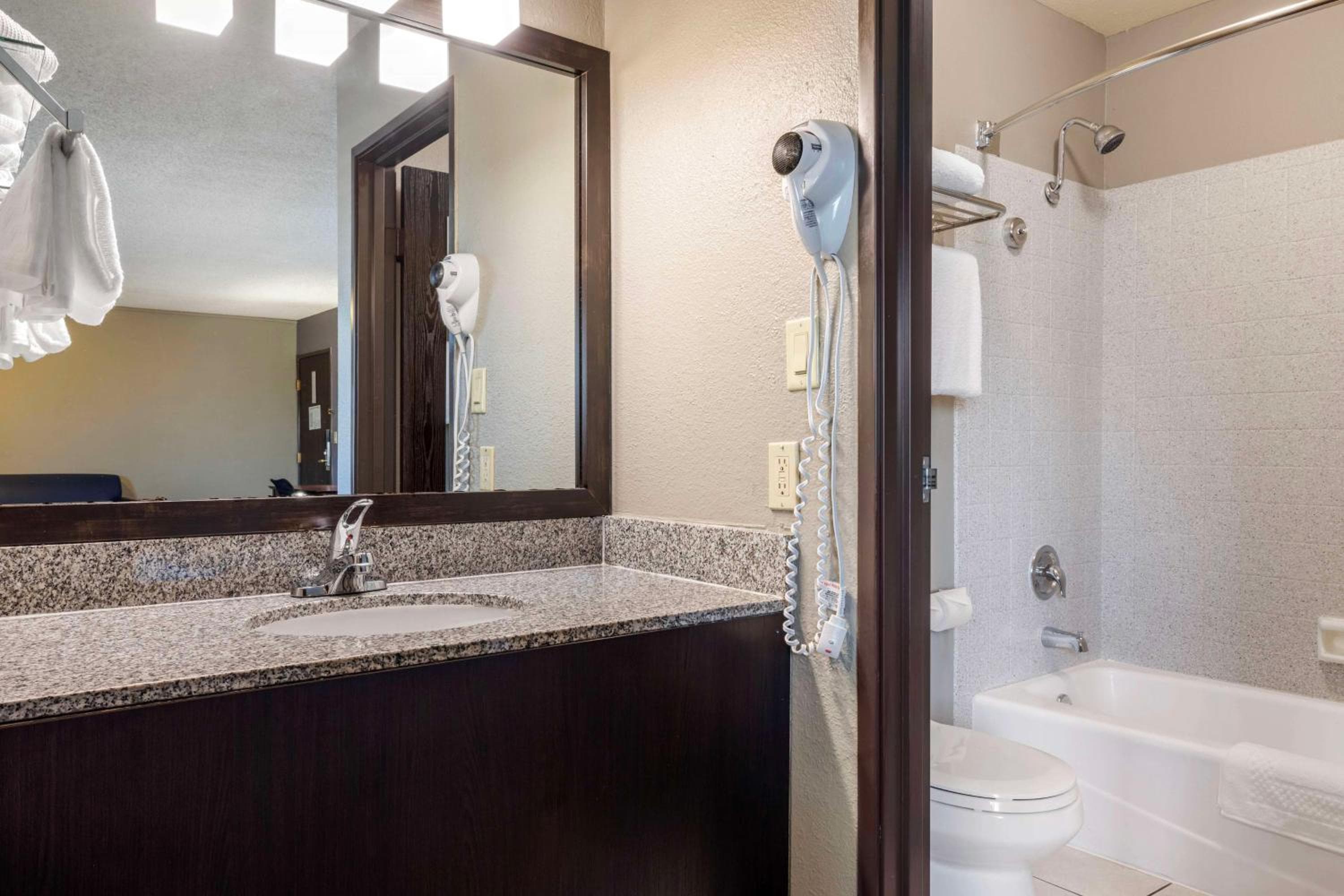 Best Western McCarran Inn