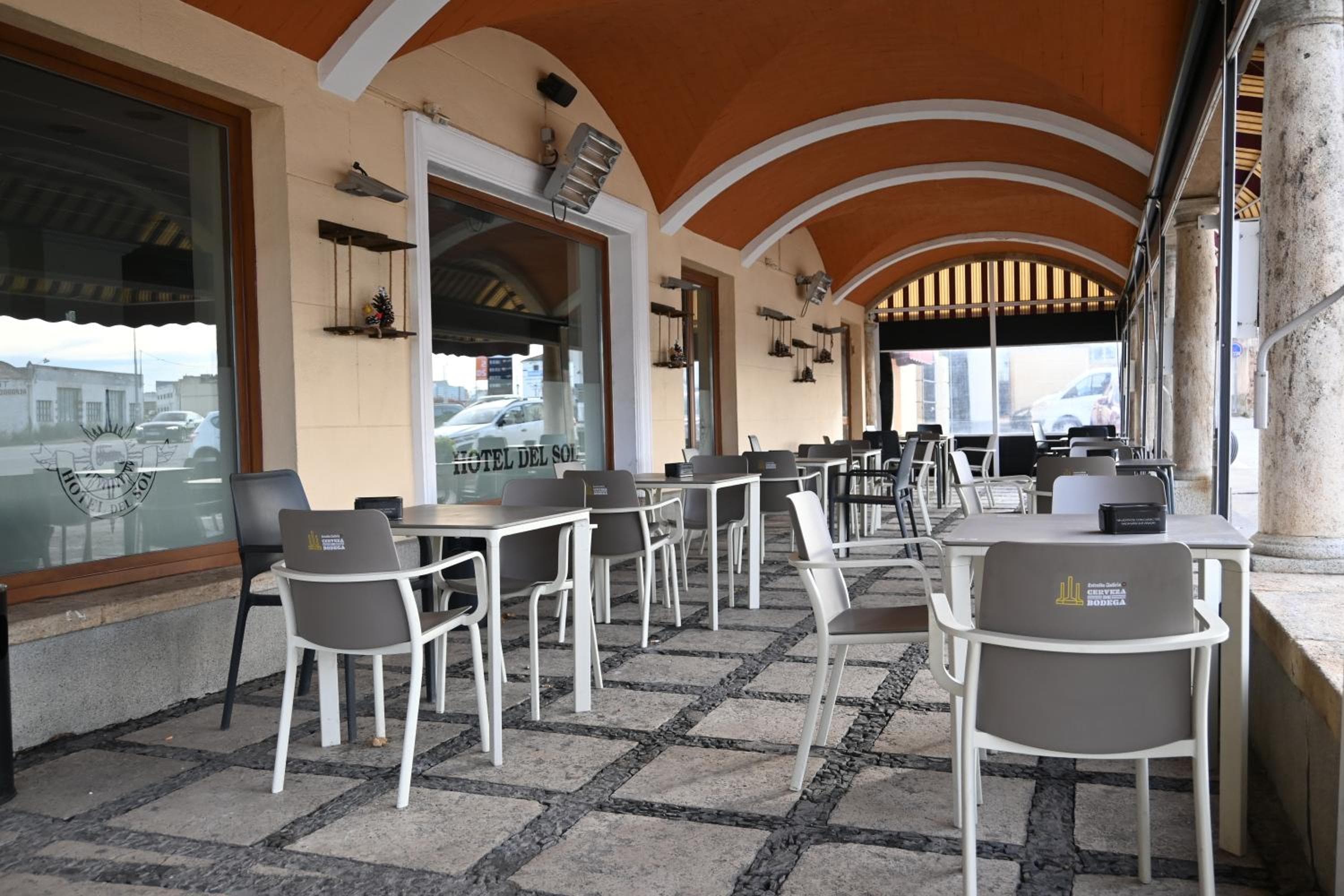 Hotel del Sol