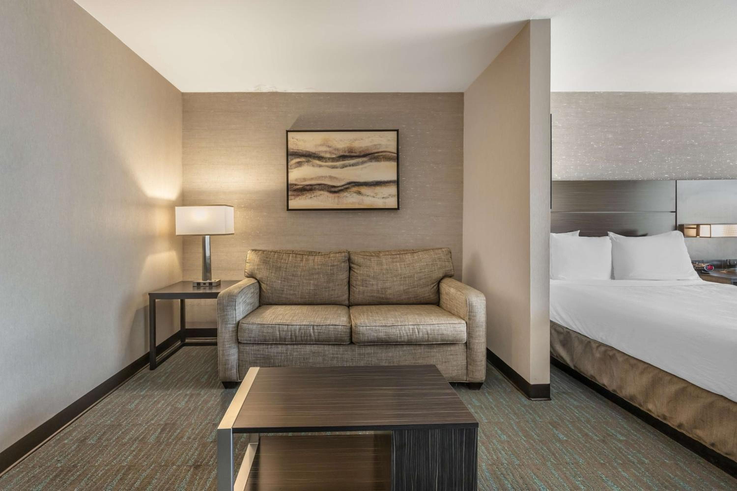 Best Western Plus North Las Vegas Inn & Suites