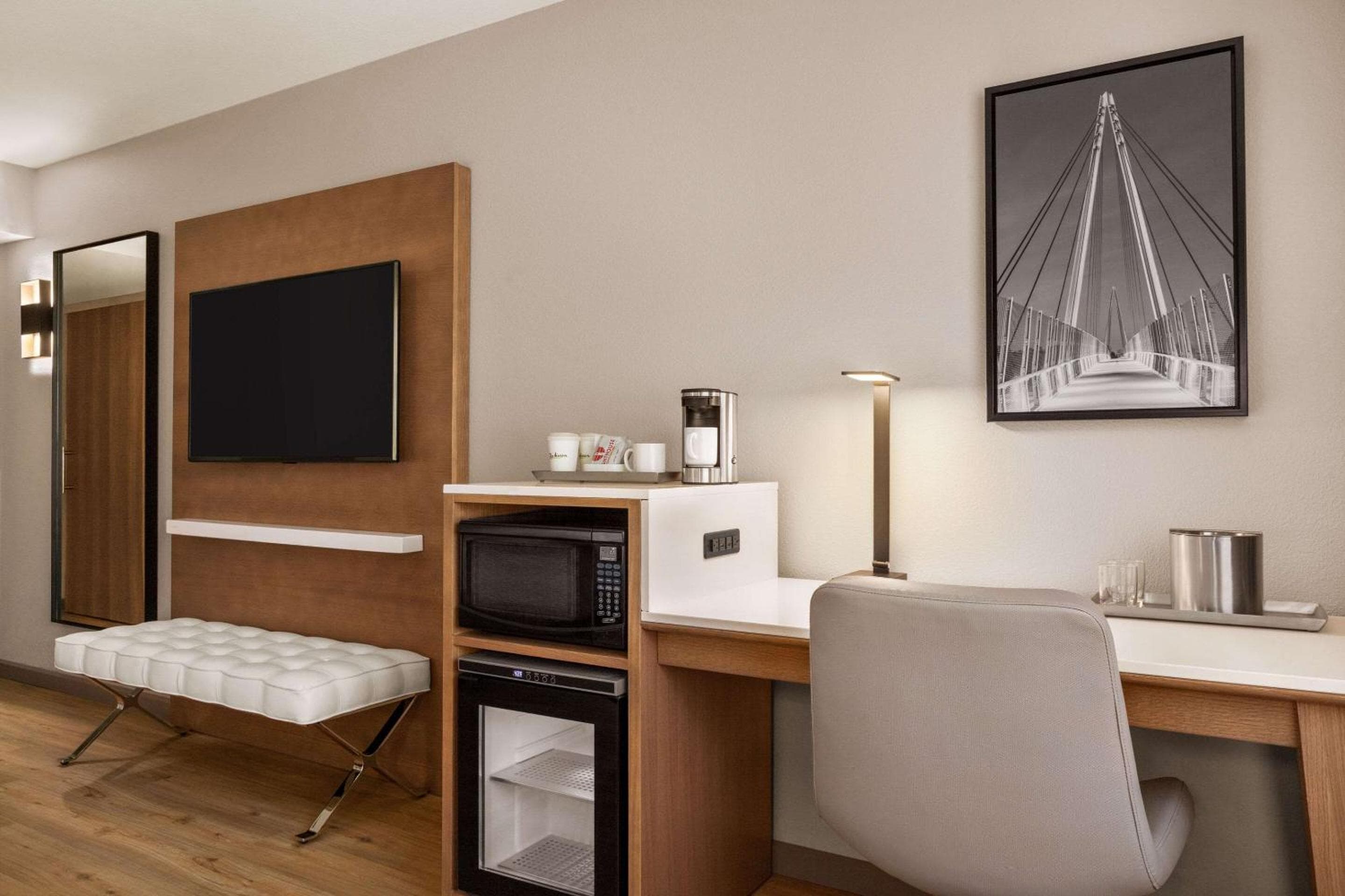 Radisson Hotel Sunnyvale - Silicon Valley