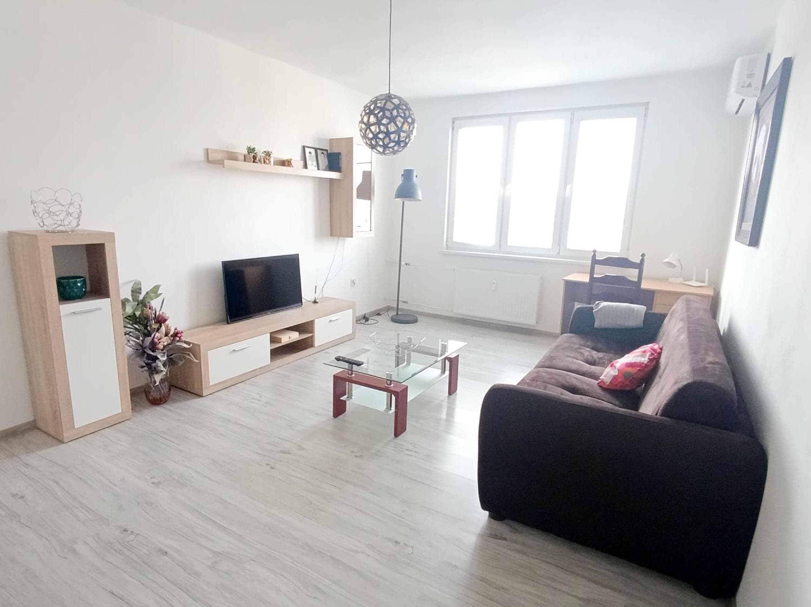 Spacious flat in wider centre of Nitra with balcony and free on-street parking