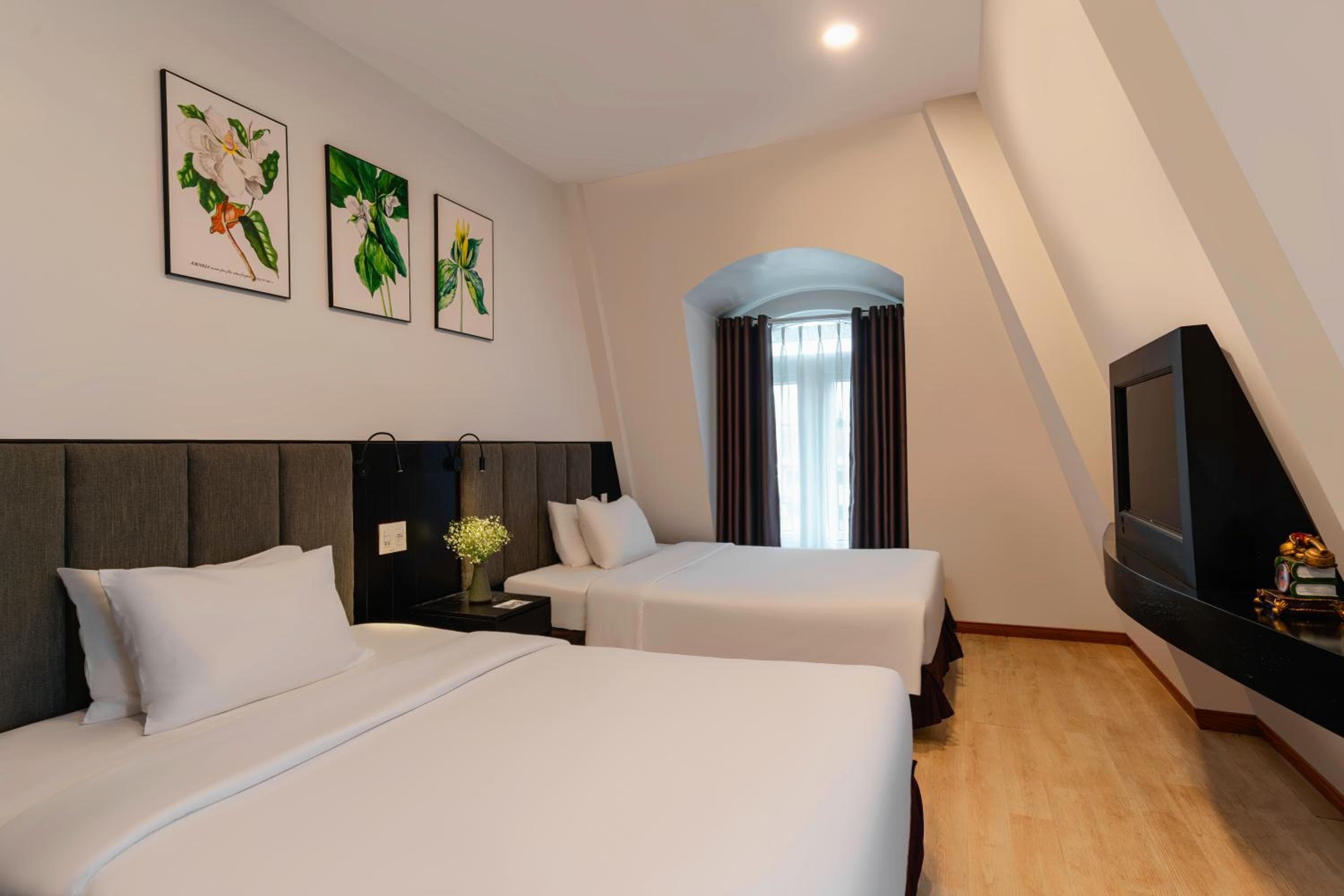 Nature Hotel - Luong The Vinh