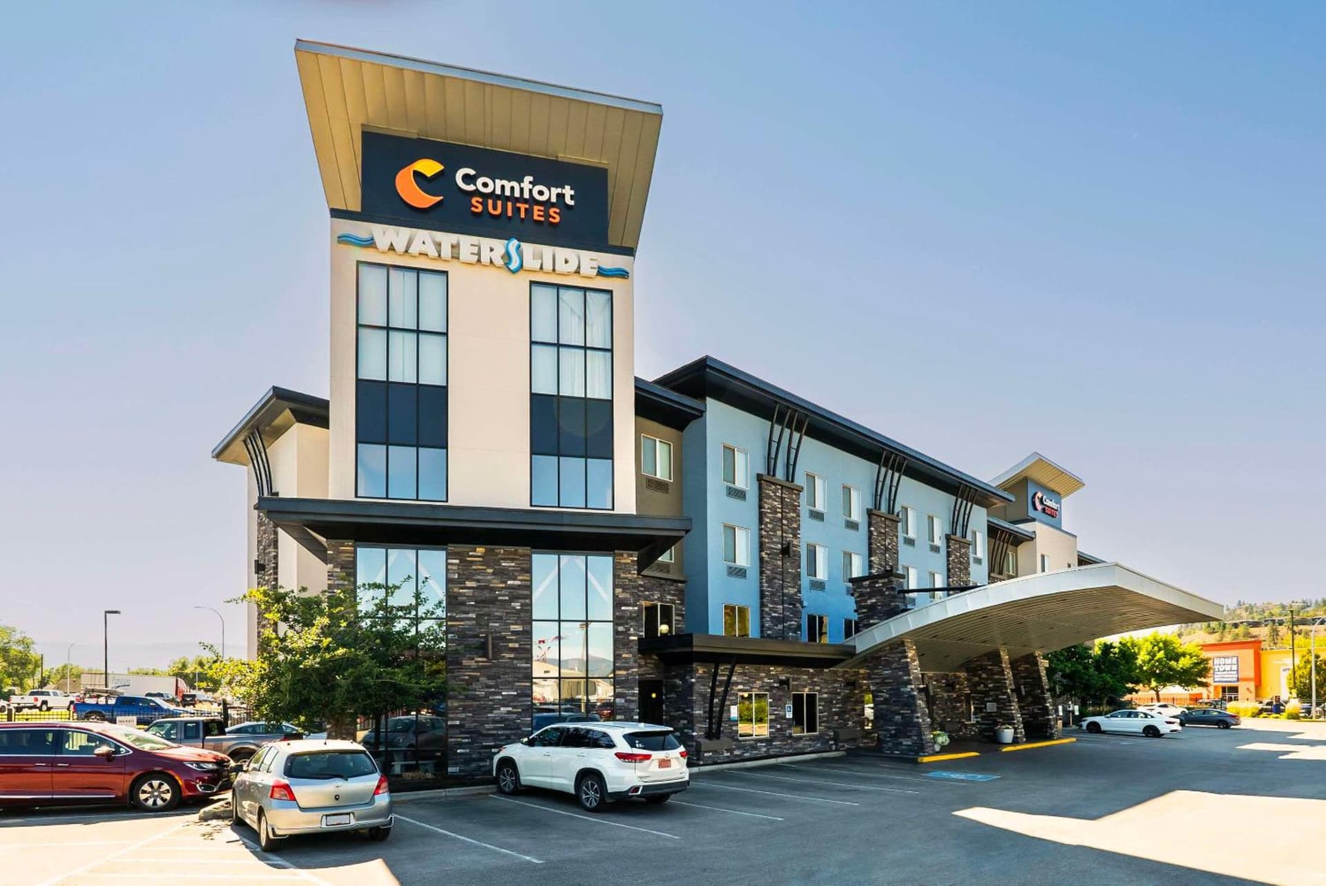 Comfort Suites Kelowna