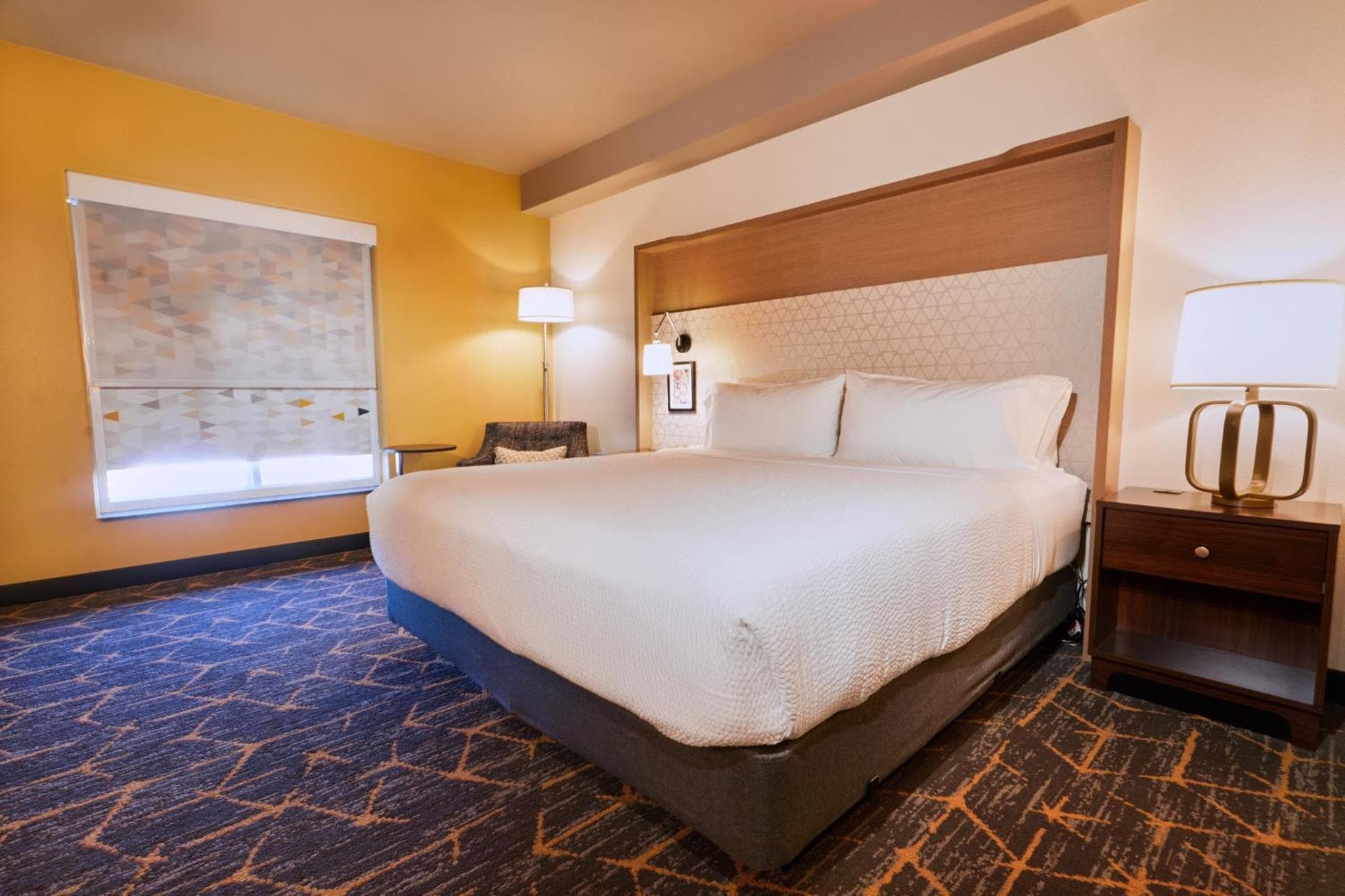 Holiday Inn & Suites Oakland - Airport by IHG