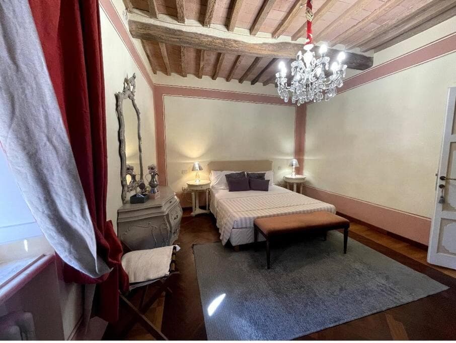 Tuscany Lodge