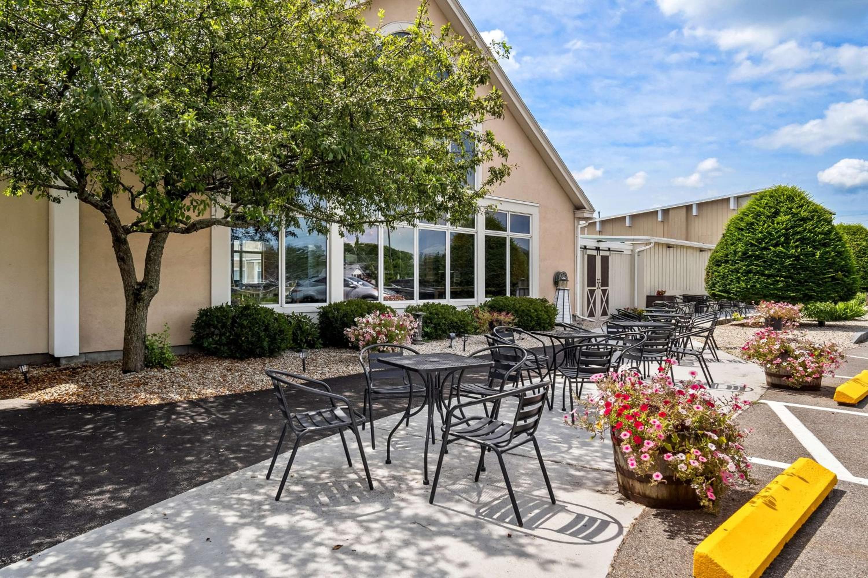 Best Western Merry Manor Inn