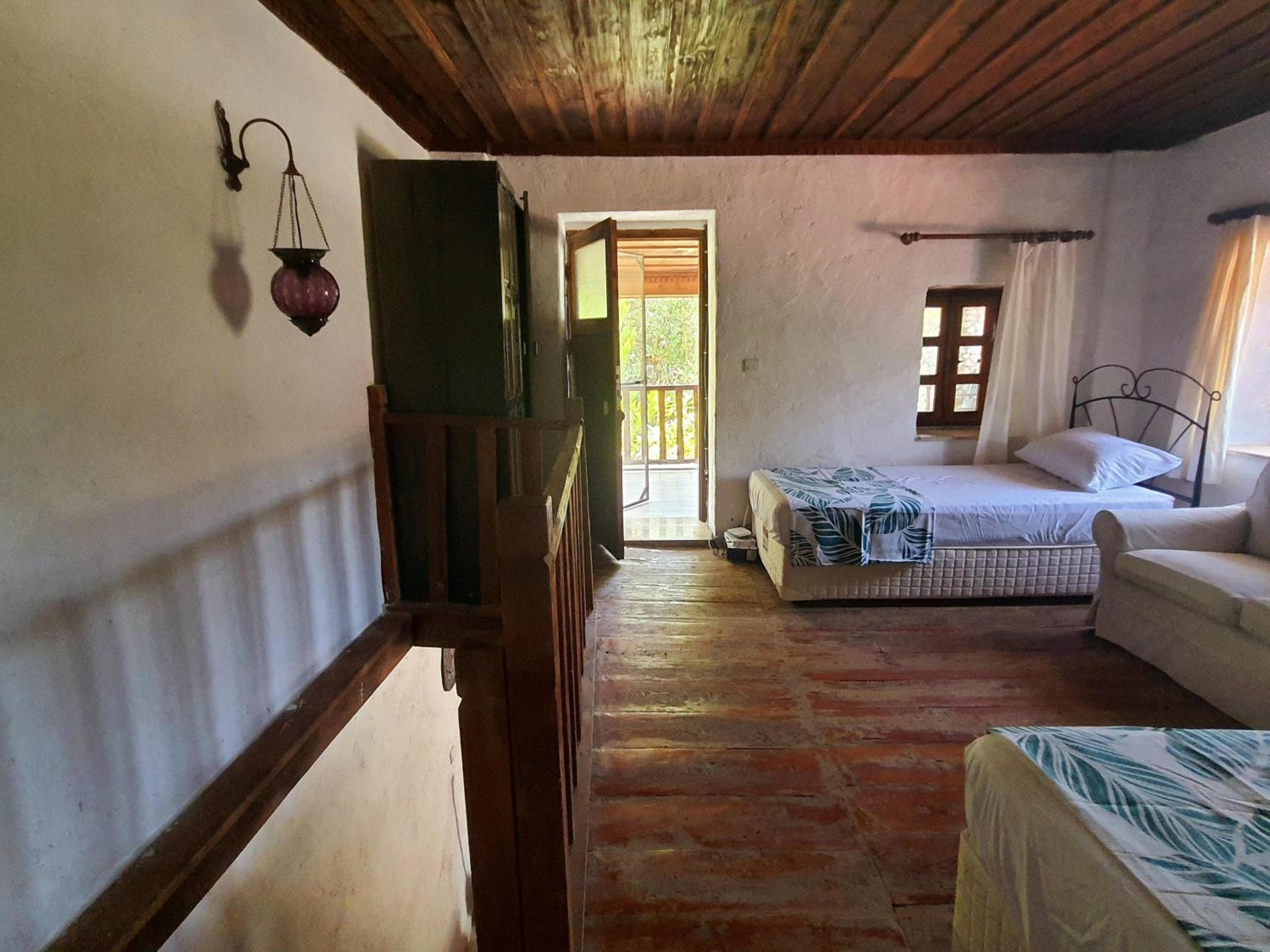 Stone house in Faralya