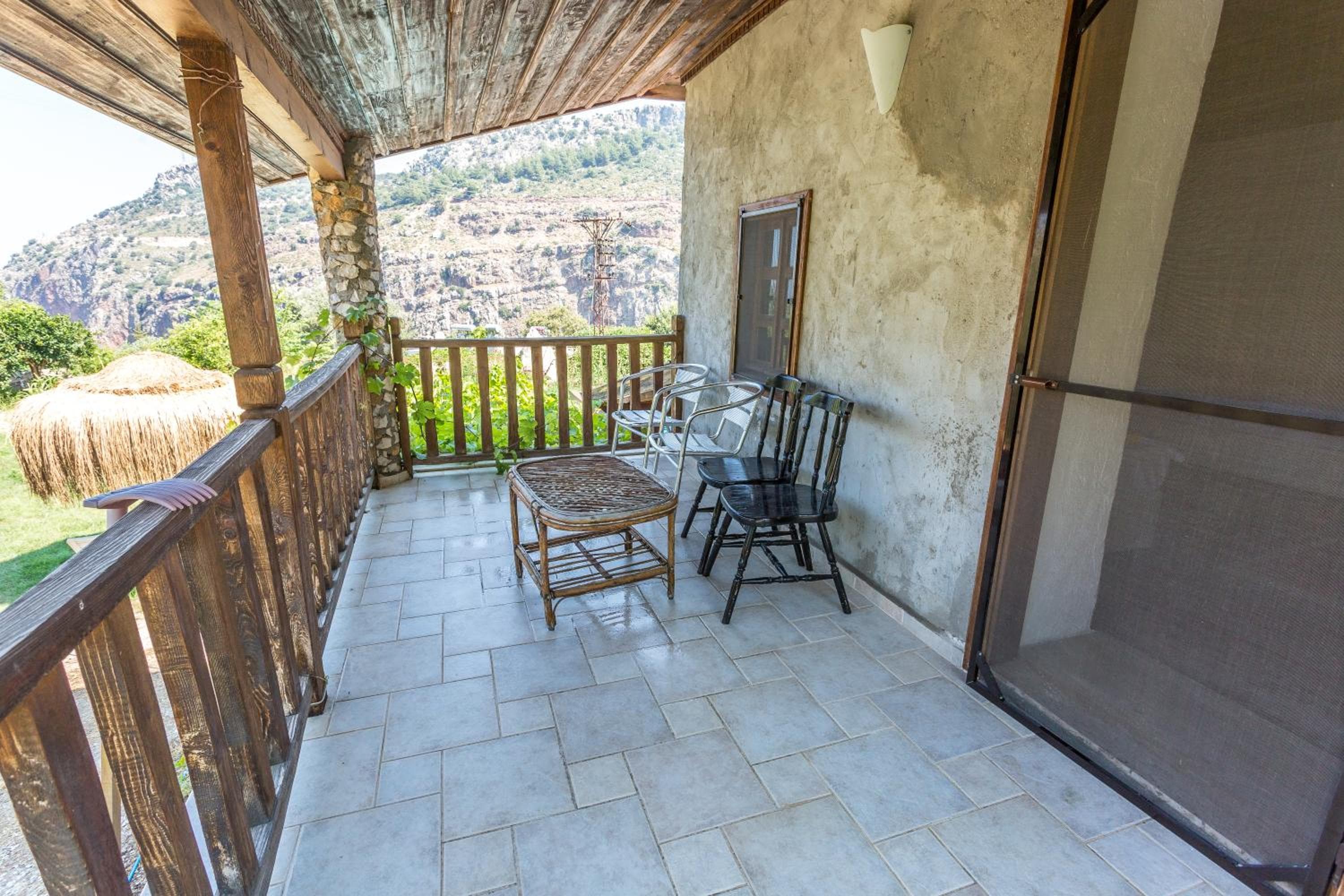 Stone house in Faralya