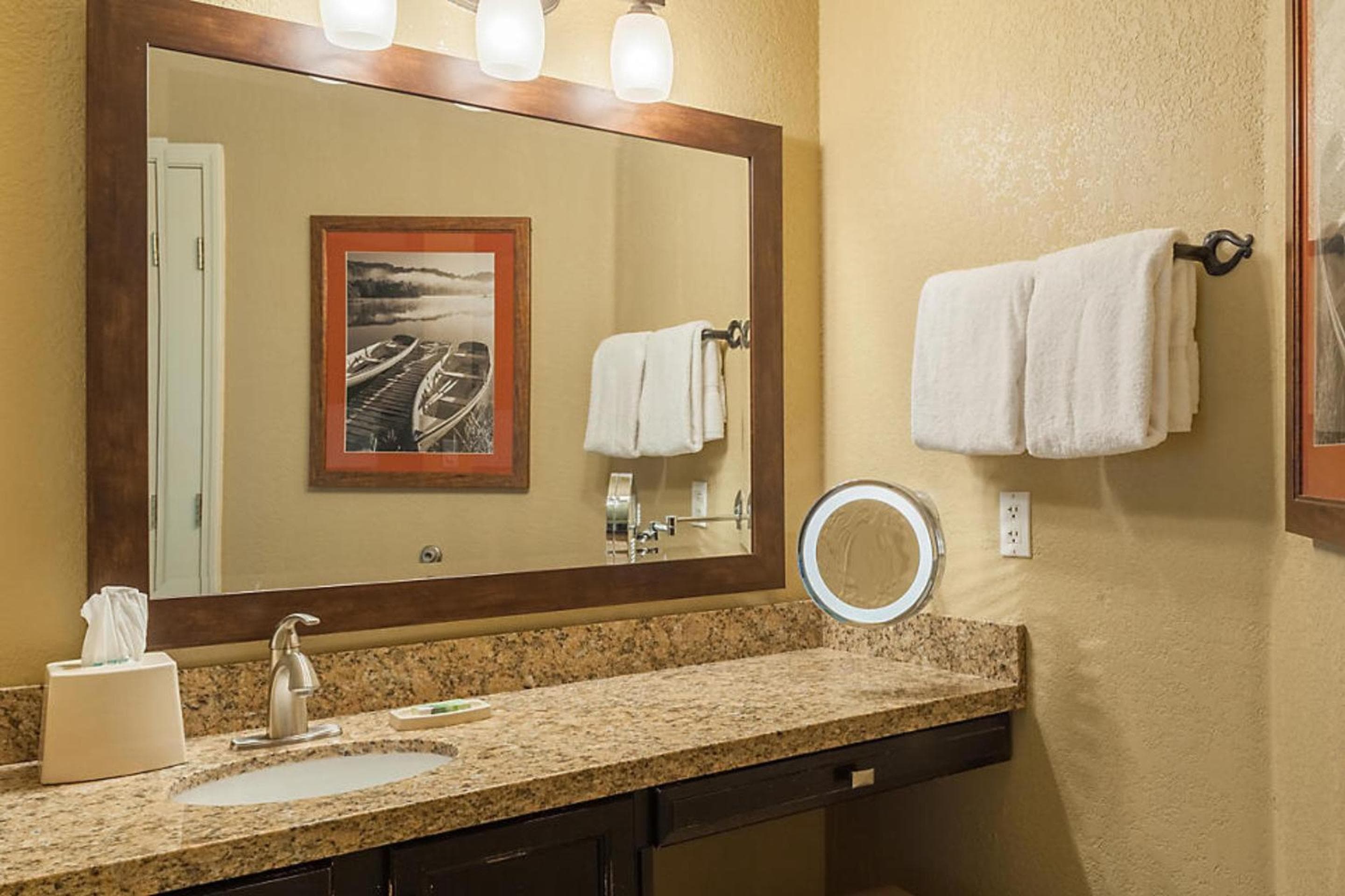 Hilton Grand Vacation Club Paradise Point Hollister