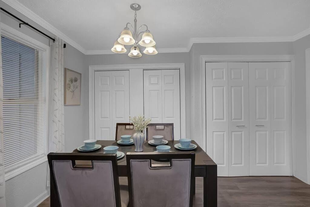 Stylish Duplex! Minutes from Atlanta!