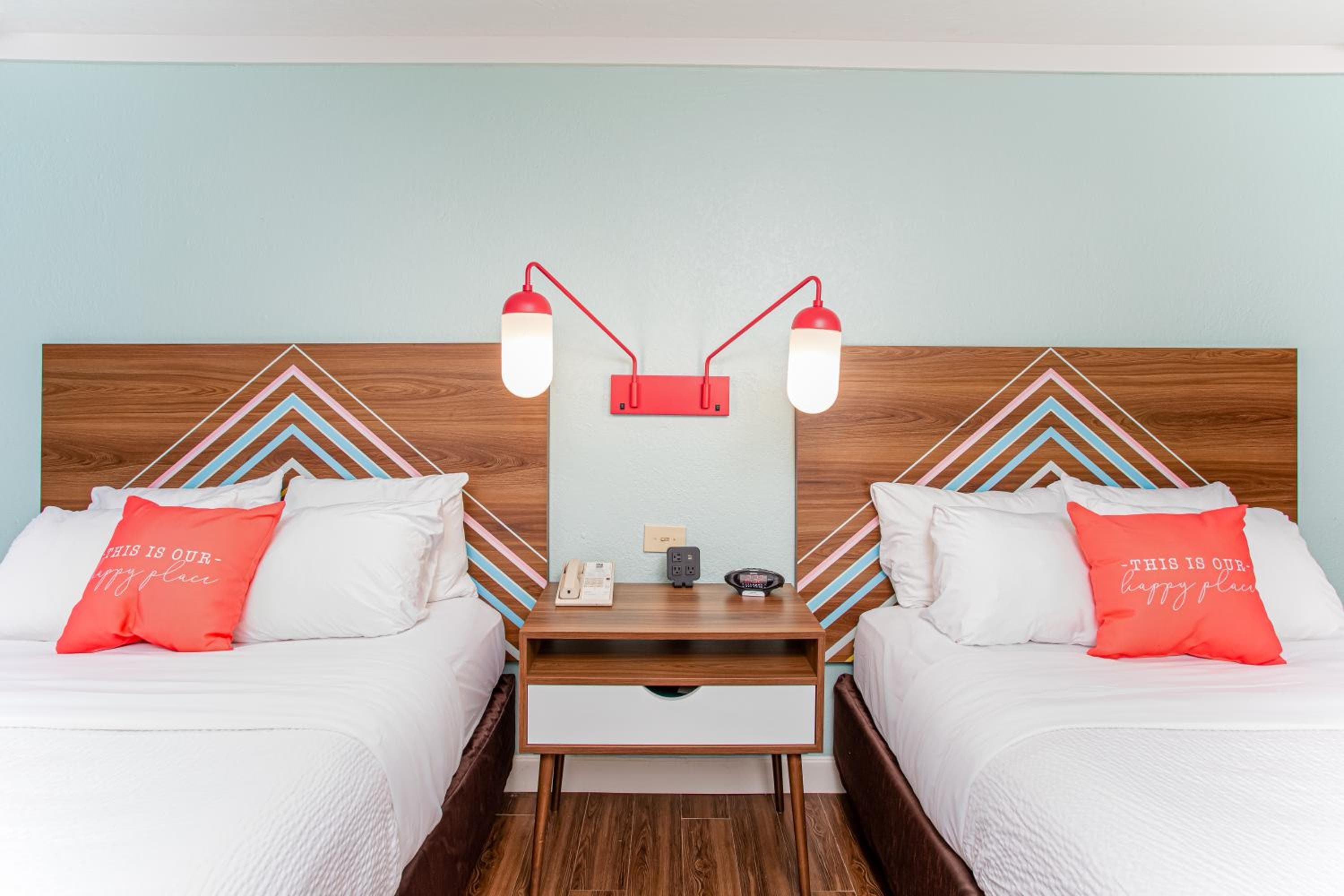Beachside Hotel & Suites Cocoa Beach - Port Canaveral