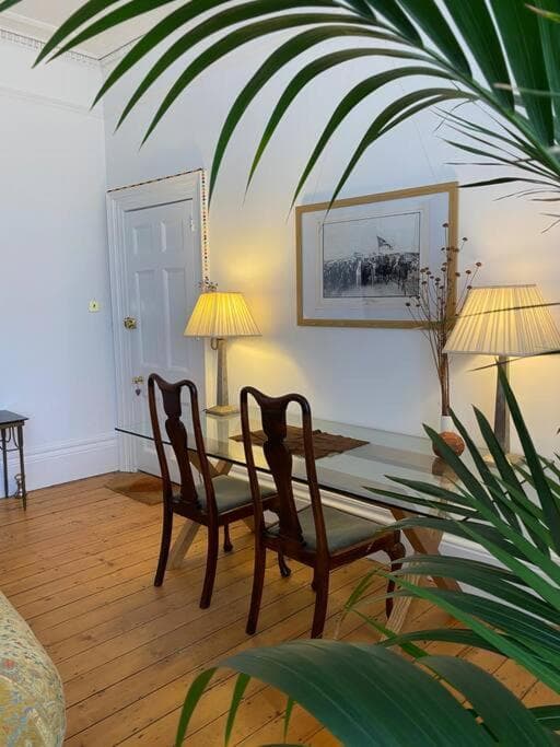 The Georgian Apartment