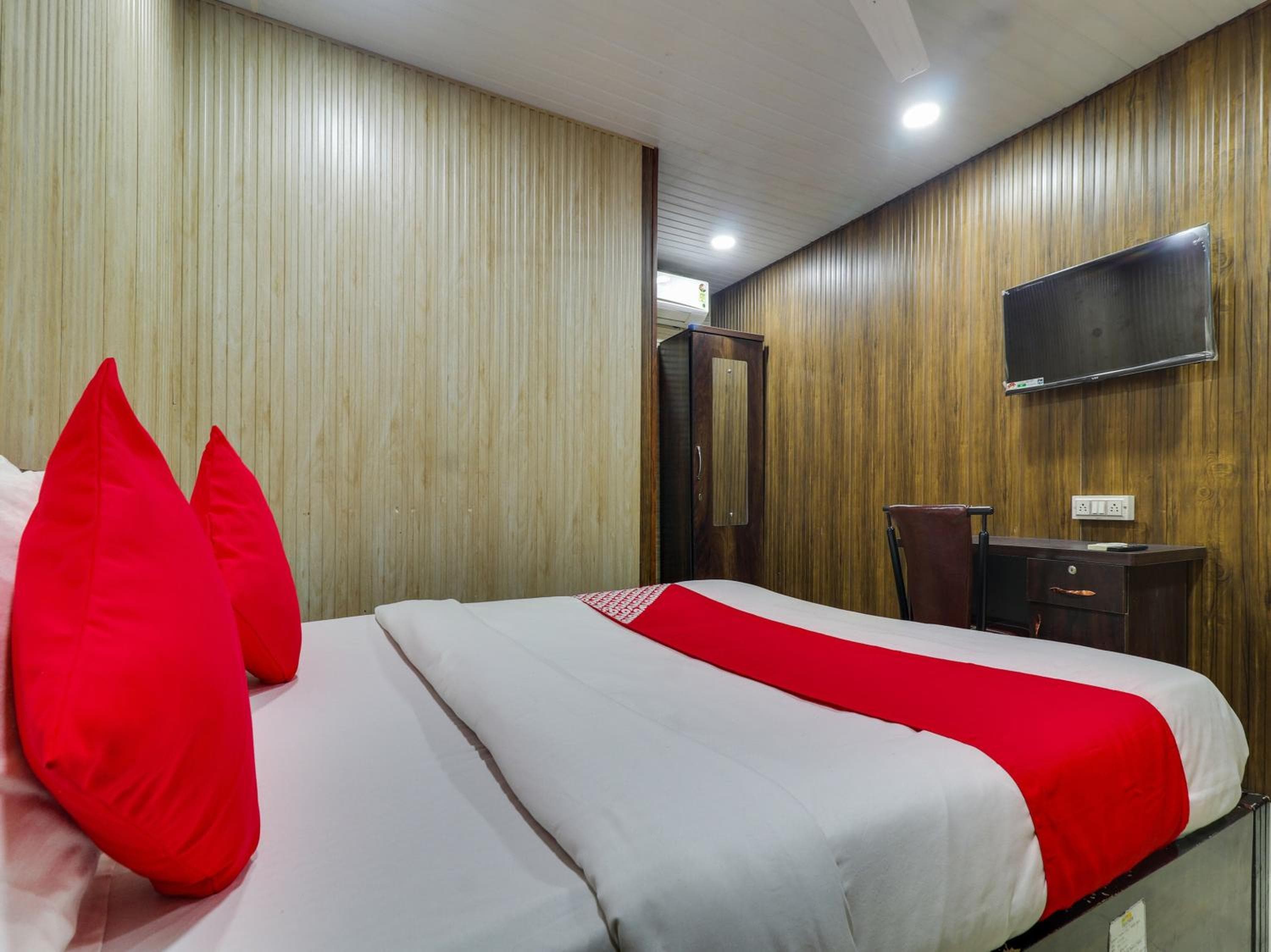 Hotel O Diamond
