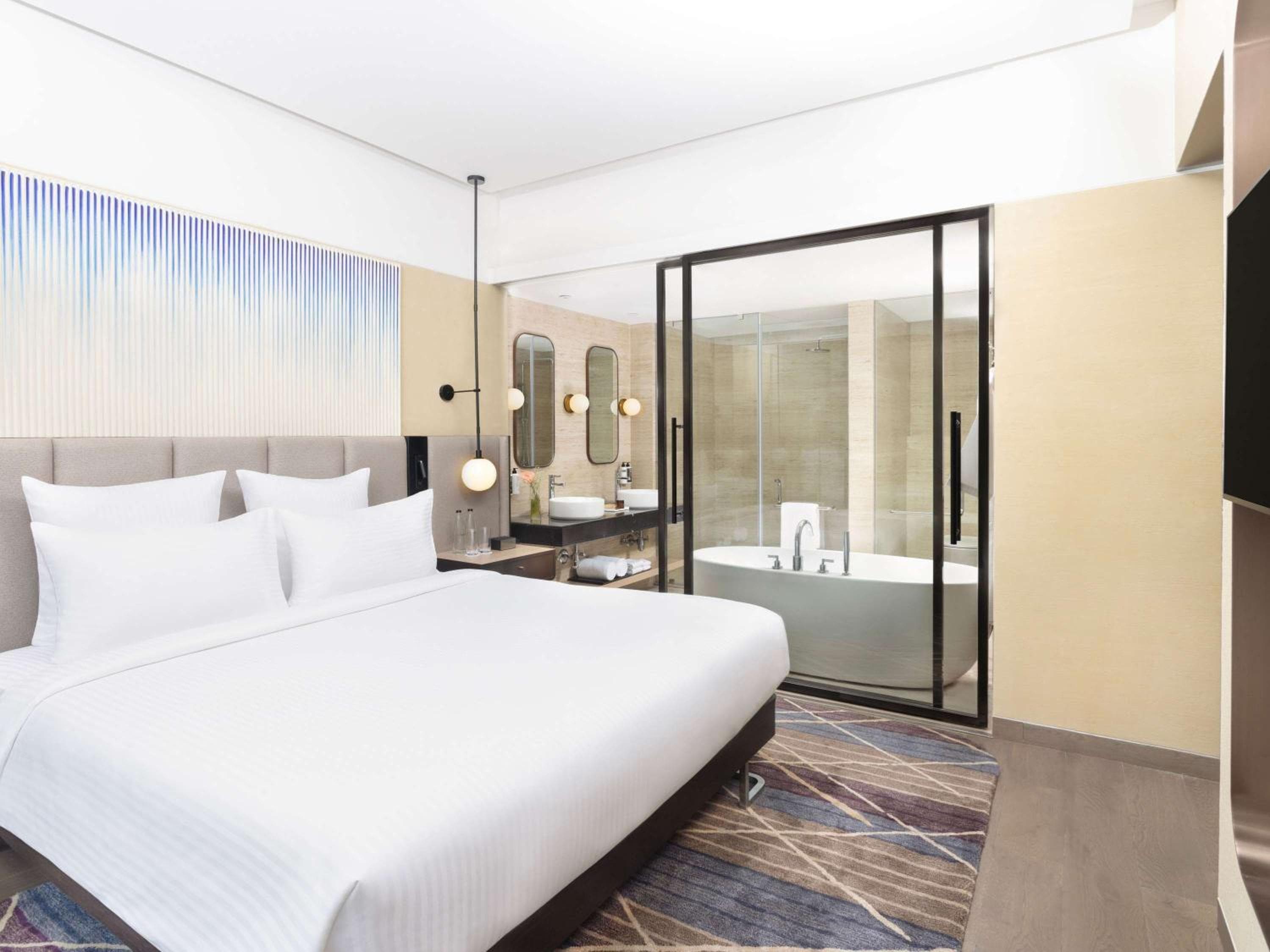 Novotel New Delhi City Centre