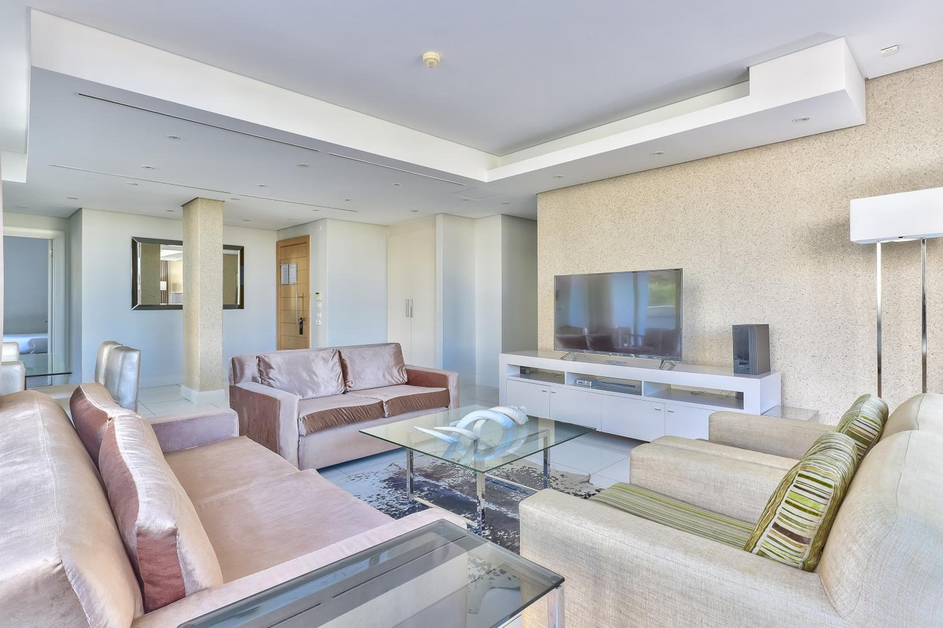 Lawhill Luxury Apartments - V & A Waterfront