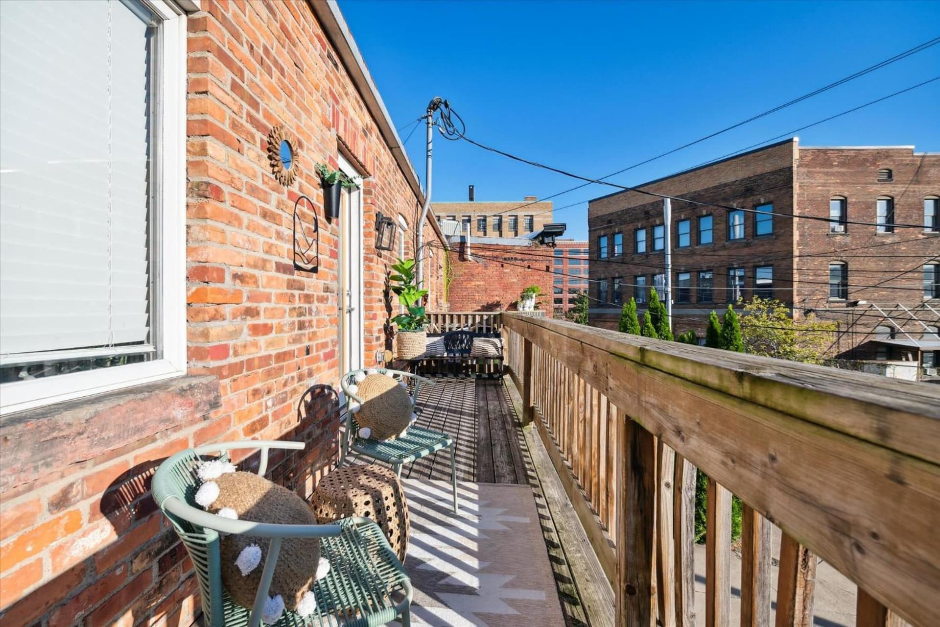 NEW! Luxury Townhome Walkable to everything Downtown Toledo has to offer!