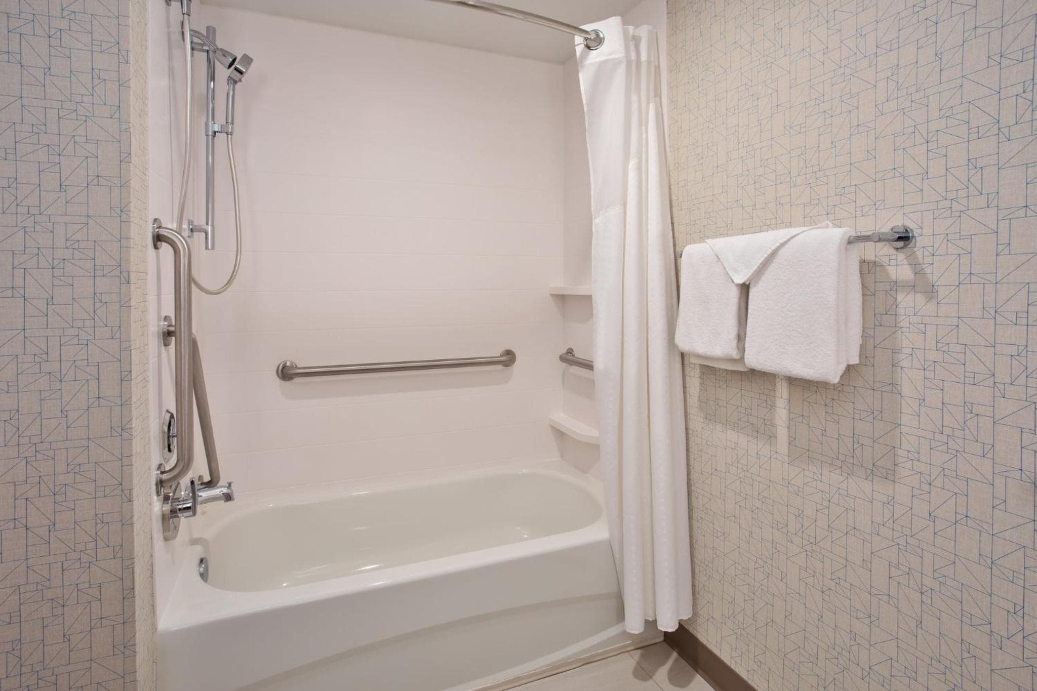Holiday Inn Express Hotel & Suites Rochester Webster by IHG
