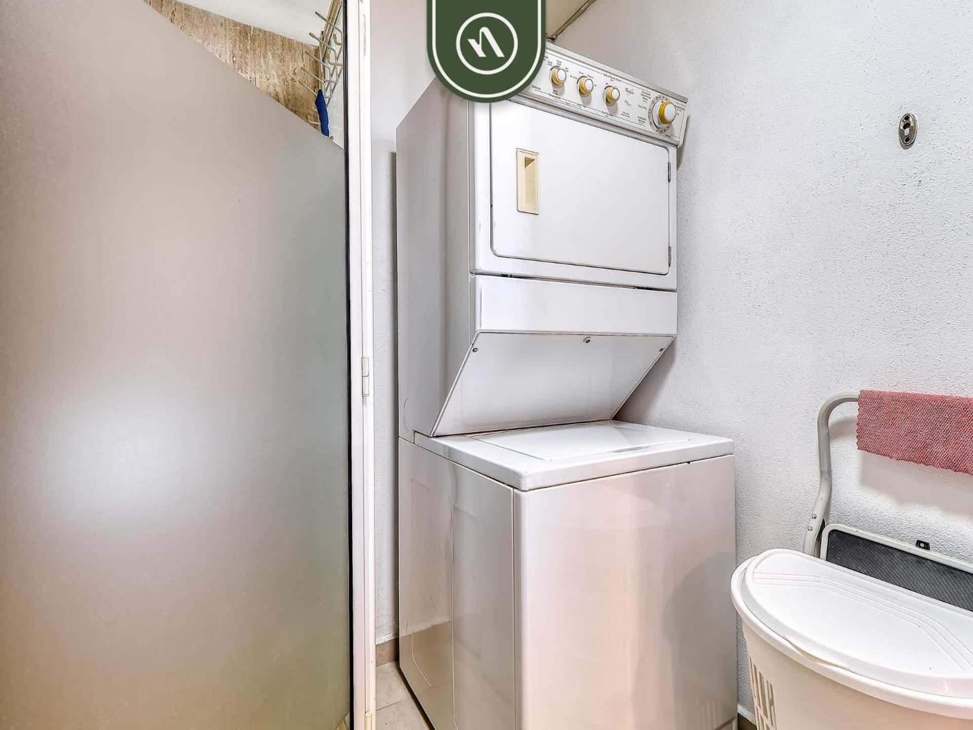 Cozy Beachfront Studio - Beach Club - Pools