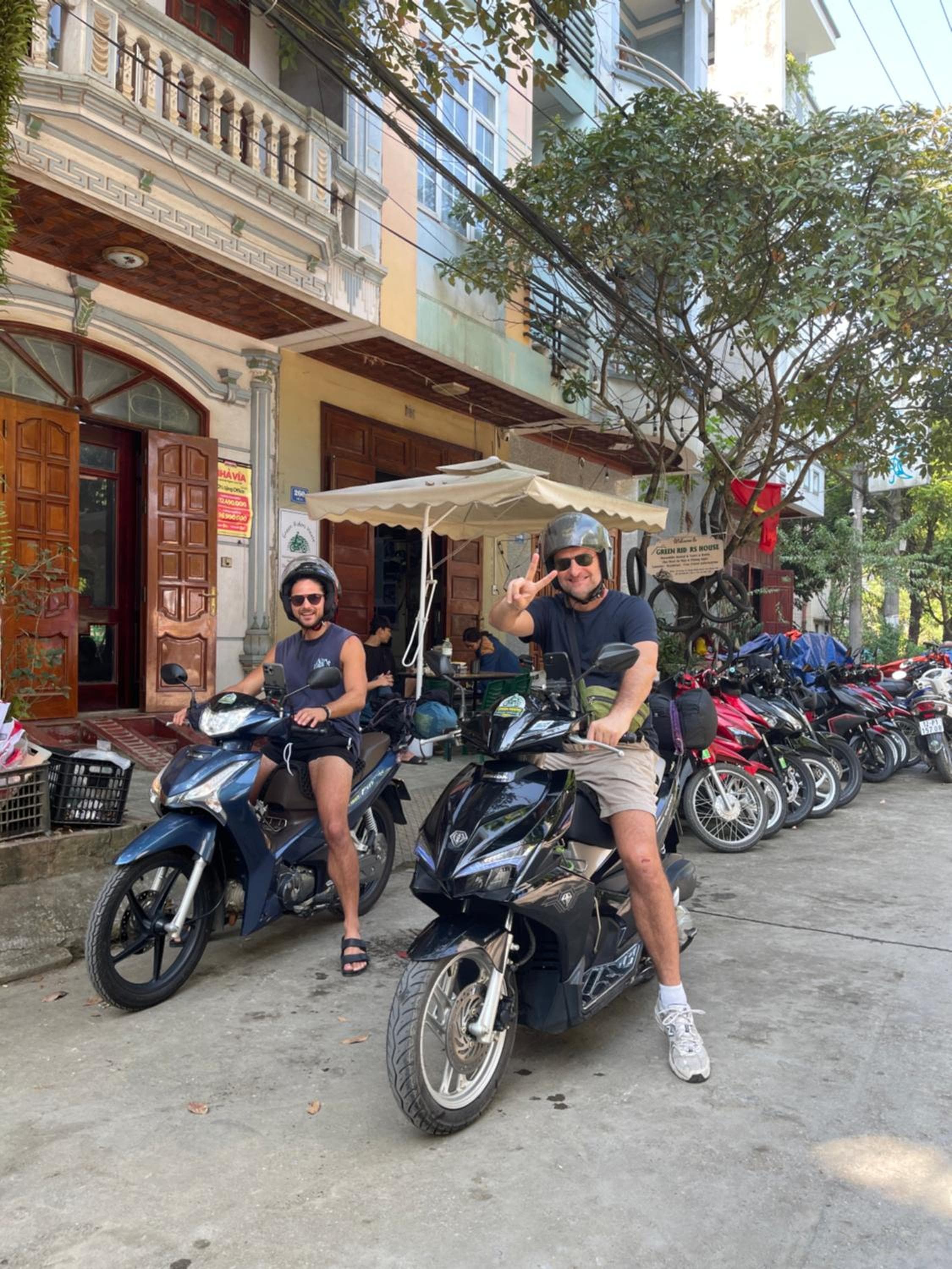 Green Riders House - Motorbike Rental & Tours